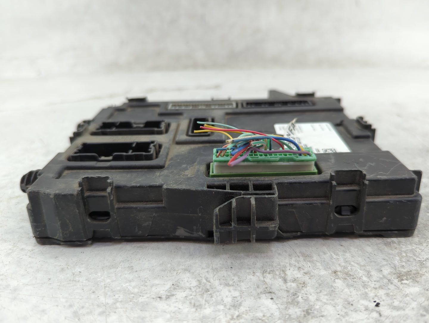 2019-2020 Nissan Rogue Body Control Module Bcm Inner Cabin Fuse Box - Oemusedautoparts1.com