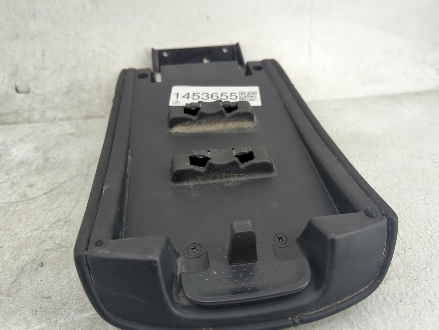 2020 Nissan Rogue Center Console Armrest Cover Lid Fits OEM Used Auto Parts - Oemusedautoparts1.com