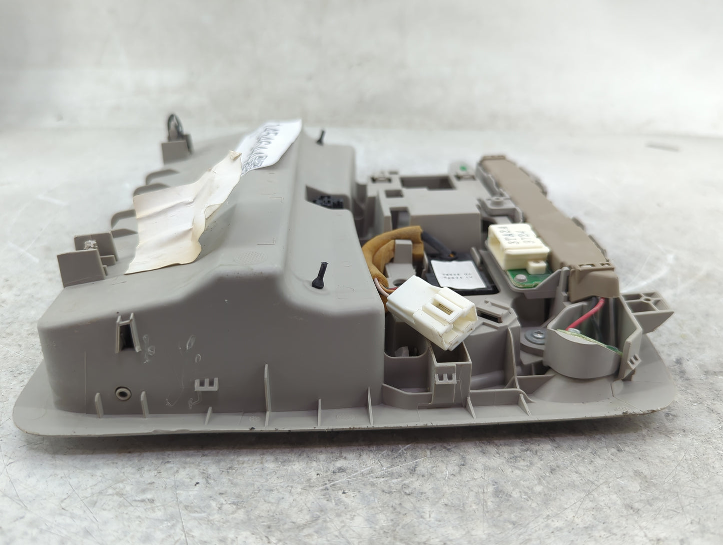 2020 Nissan Rogue Overhead Roof Console - Oemusedautoparts1.com