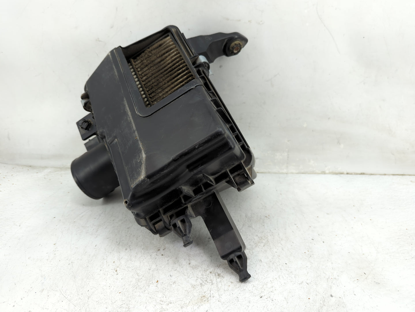 2020 Nissan Rogue Air Cleaner Intake-duct Hose Tube 1459713 - Oemusedautoparts1.com