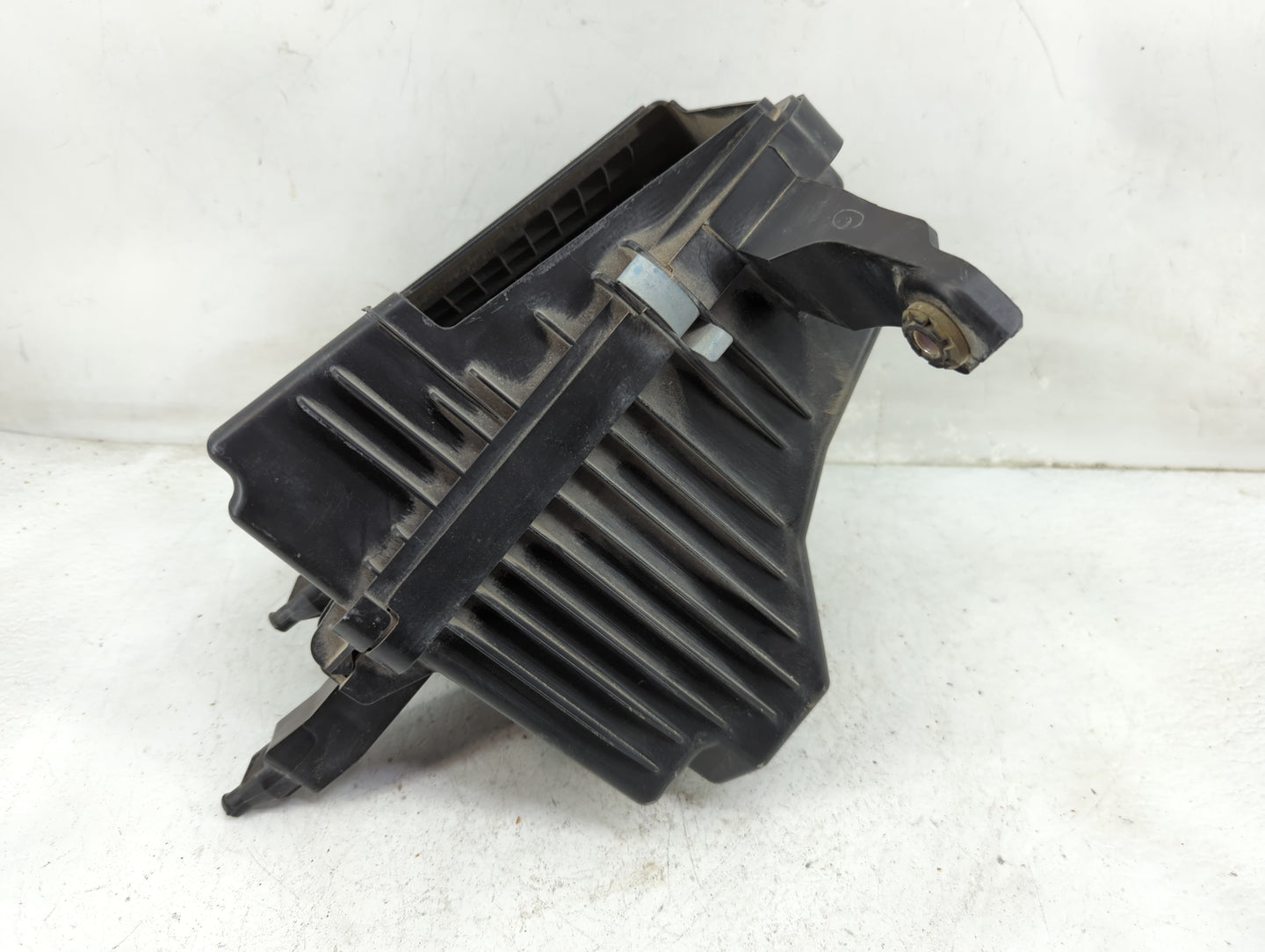 2020 Nissan Rogue Air Cleaner Intake-duct Hose Tube 1459713 - Oemusedautoparts1.com