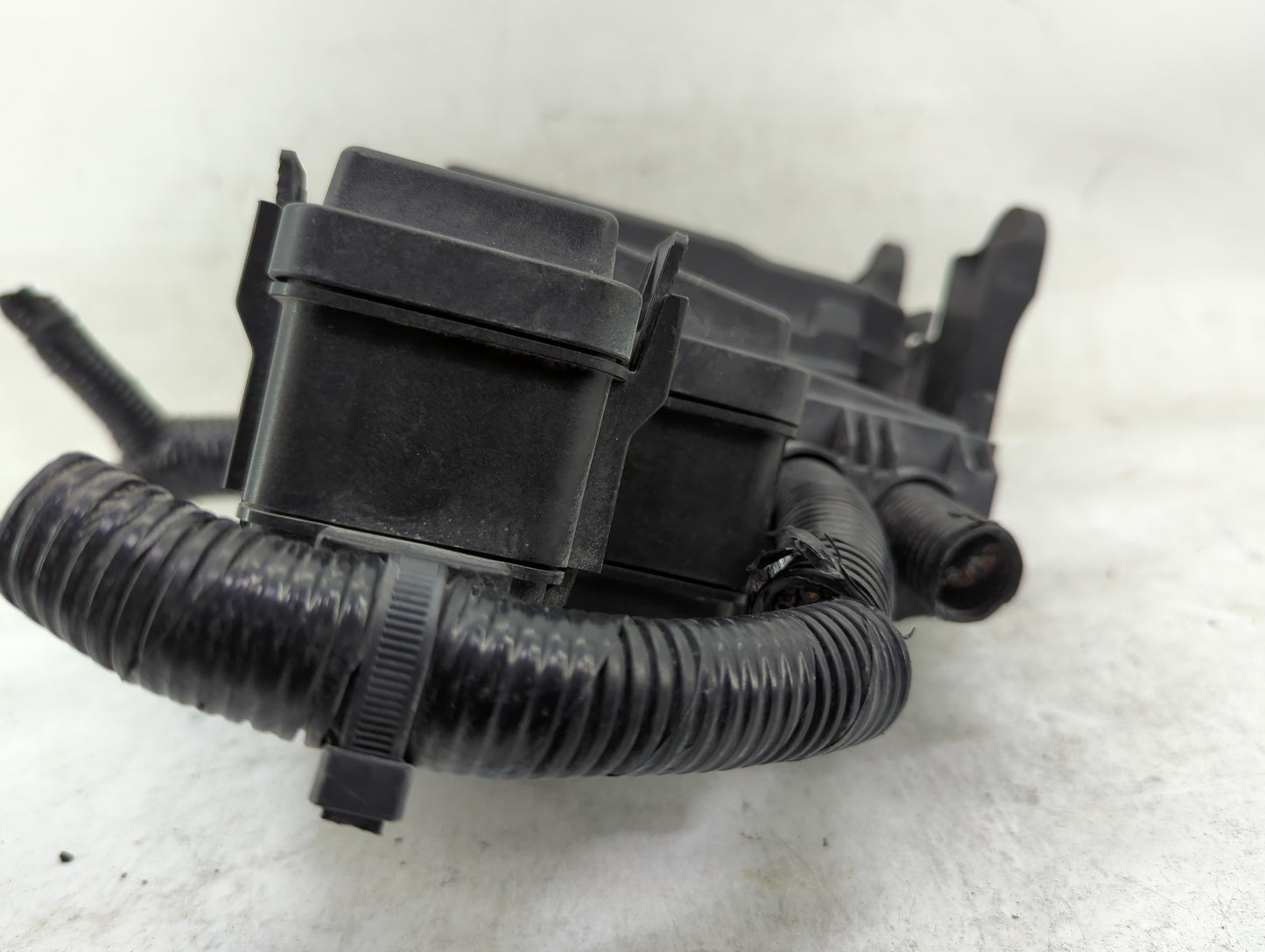 2020 Nissan Rogue Fusebox Fuse Box Panel Relay Module Fits OEM Used Auto Parts - Oemusedautoparts1.com