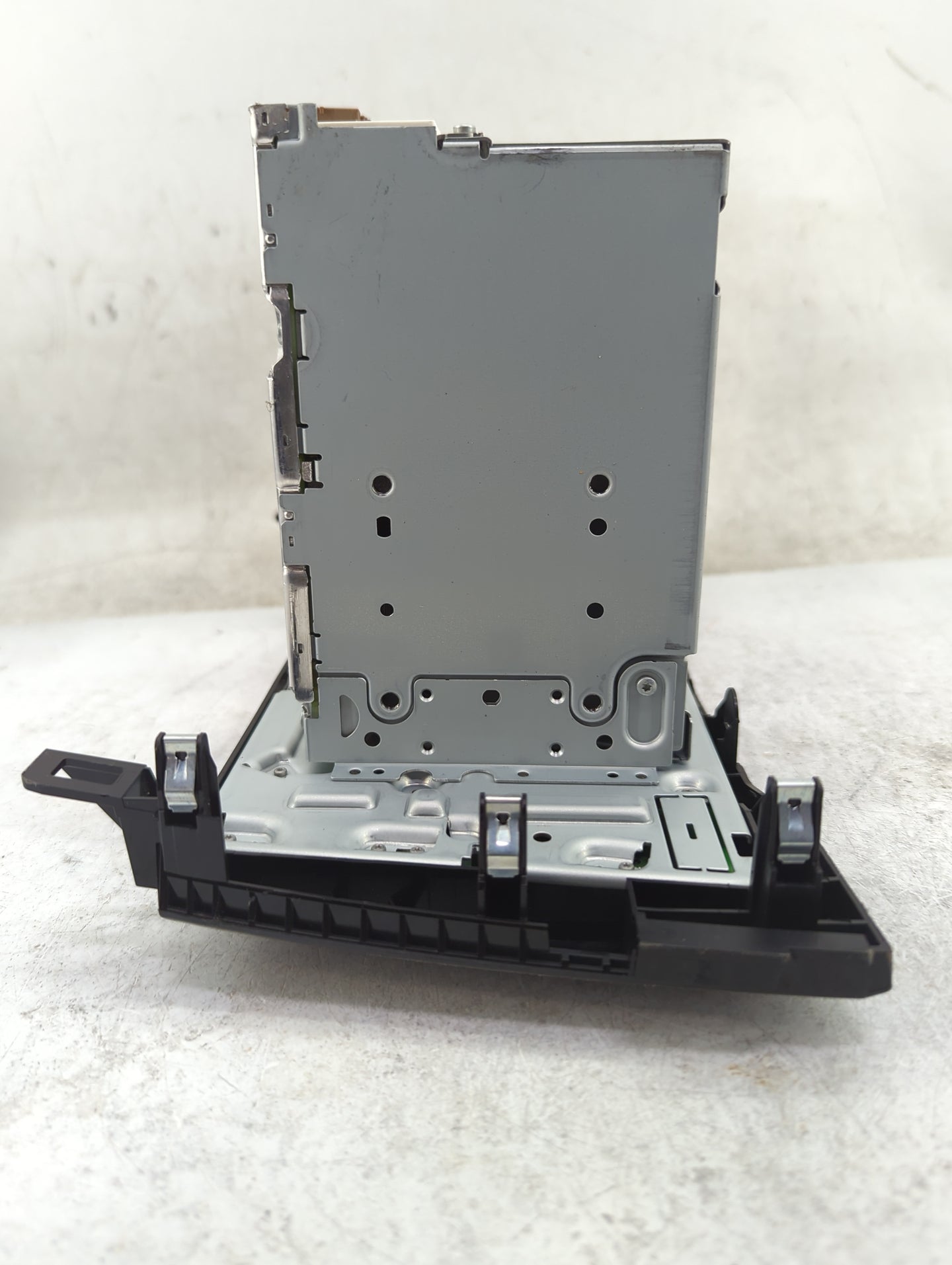 2018-2020 Nissan Rogue Radio AM FM Cd Player Receiver Replacement P/N:2591A8FM0C 7505751067, AIVIP32R0 Fits Fits 2018 2019 2