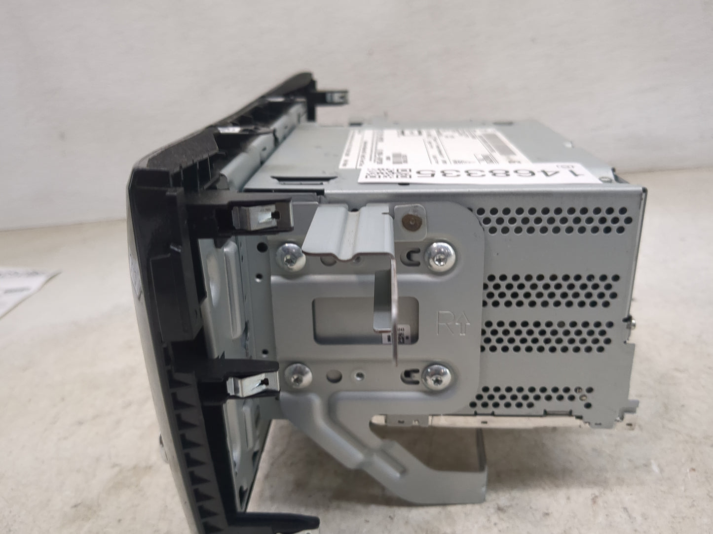 2018-2020 Nissan Rogue Radio AM FM Cd Player Receiver Replacement P/N:259 1A8F M0C 7 505 751 067 Fits Fits 2018 2019 2020 OE