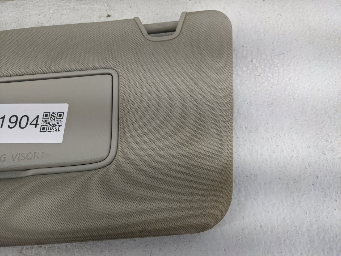2018-2020 Nissan Rogue Sun Visor Shade Replacement Driver Left Mirror Fits Fits 2018 2019 2020 OEM Used Auto Parts - Oemused