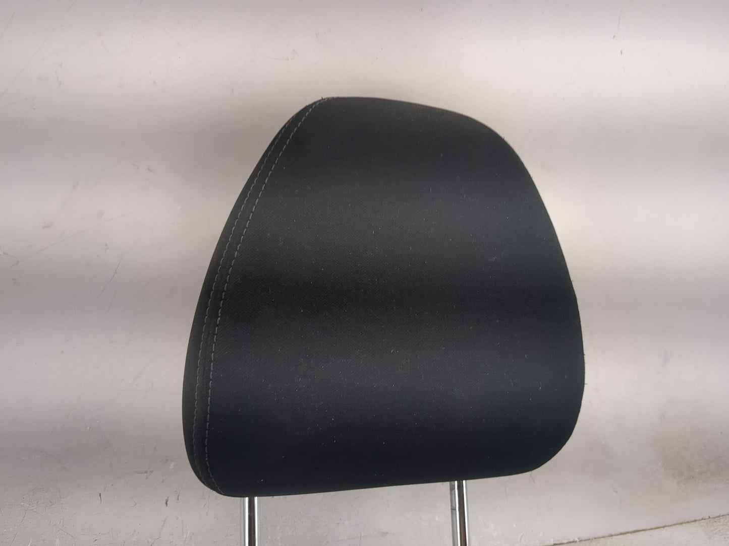 2019-2020 Nissan Rogue Headrest Head Rest Front Driver Passenger Seat Fits Fits 2019 2020 OEM Used Auto Parts - Oemusedautop