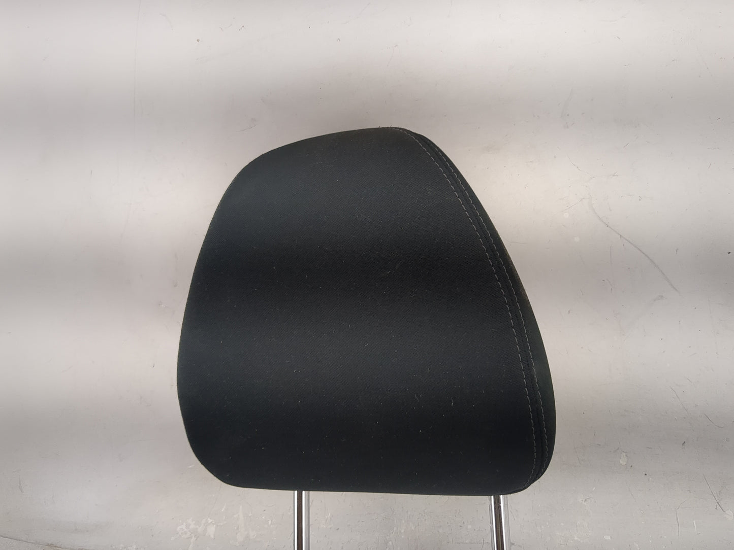 2019-2020 Nissan Rogue Headrest Head Rest Front Driver Passenger Seat Fits Fits 2019 2020 OEM Used Auto Parts - Oemusedautop