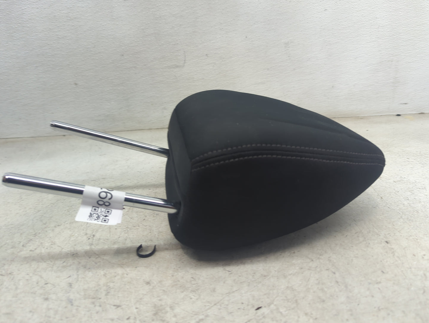 2020 Nissan Rogue Headrest Head Rest Front Driver Seat Black 1472268 - Oemusedautoparts1.com