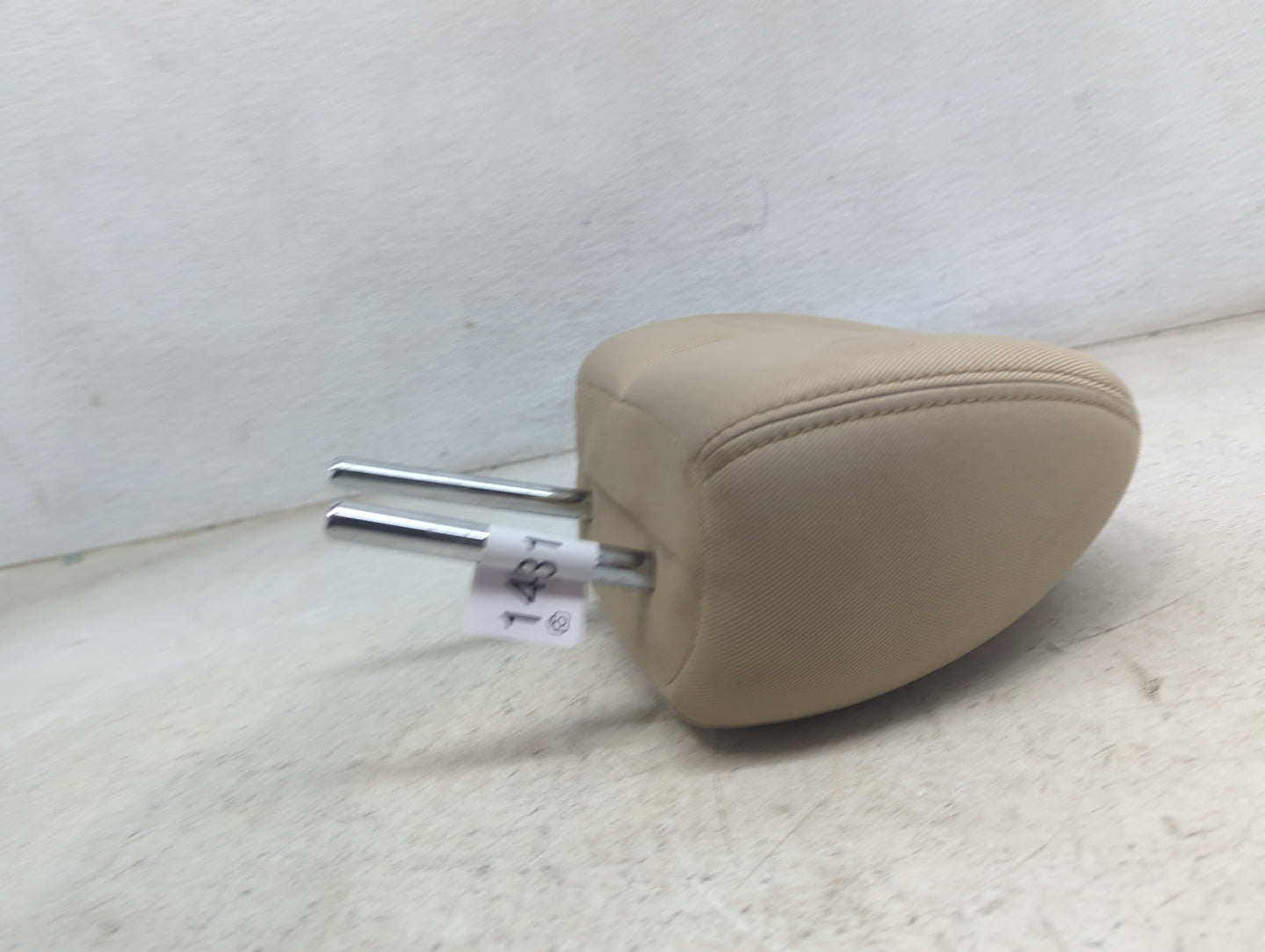 2020 Nissan Rogue Headrest Head Rest Rear Seat Fits OEM Used Auto Parts - Oemusedautoparts1.com