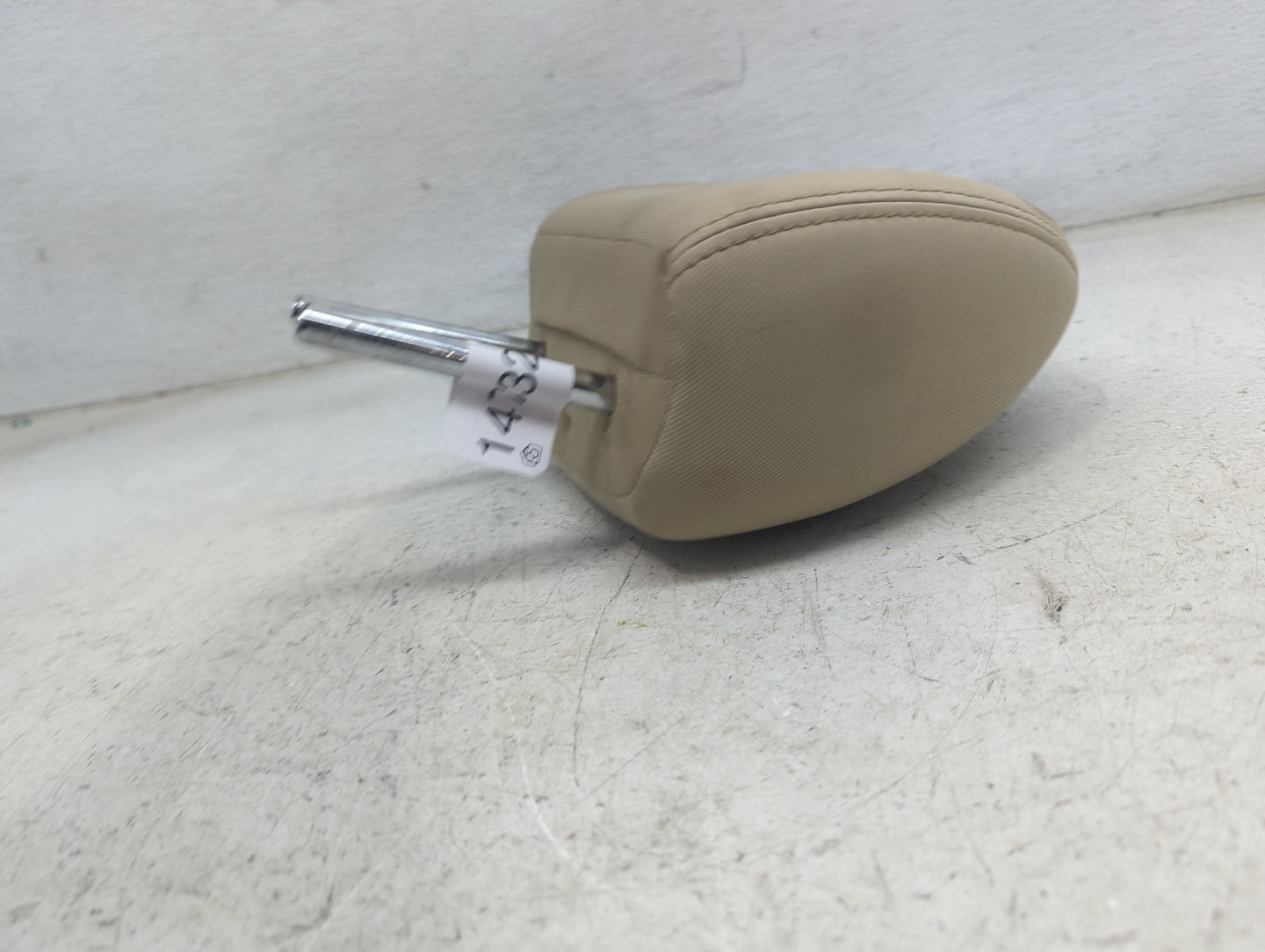 2020 Nissan Rogue Headrest Head Rest Rear Seat Fits OEM Used Auto Parts - Oemusedautoparts1.com