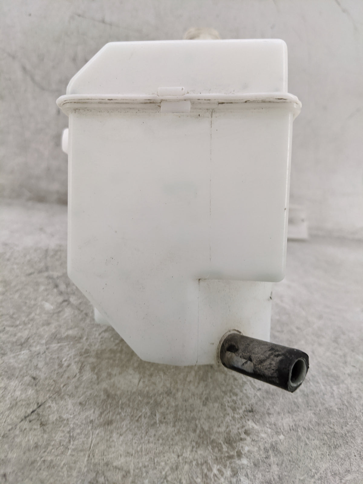 2014-2020 Nissan Rogue Radiator Coolant Overflow Expansion Tank Bottle 1477075 - Oemusedautoparts1.com