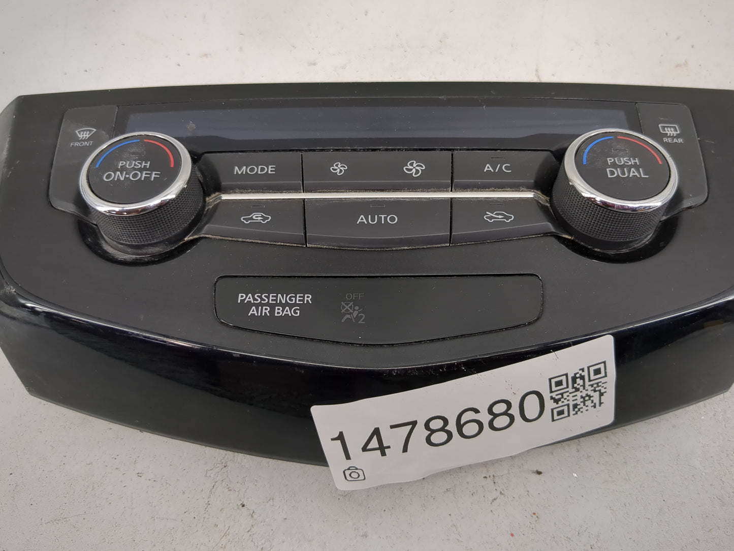 2017-2022 Nissan Rogue Climate Control Module Temperature AC/Heater Replacement P/N:27500-6MA0A T10936C Fits OEM Used Auto P