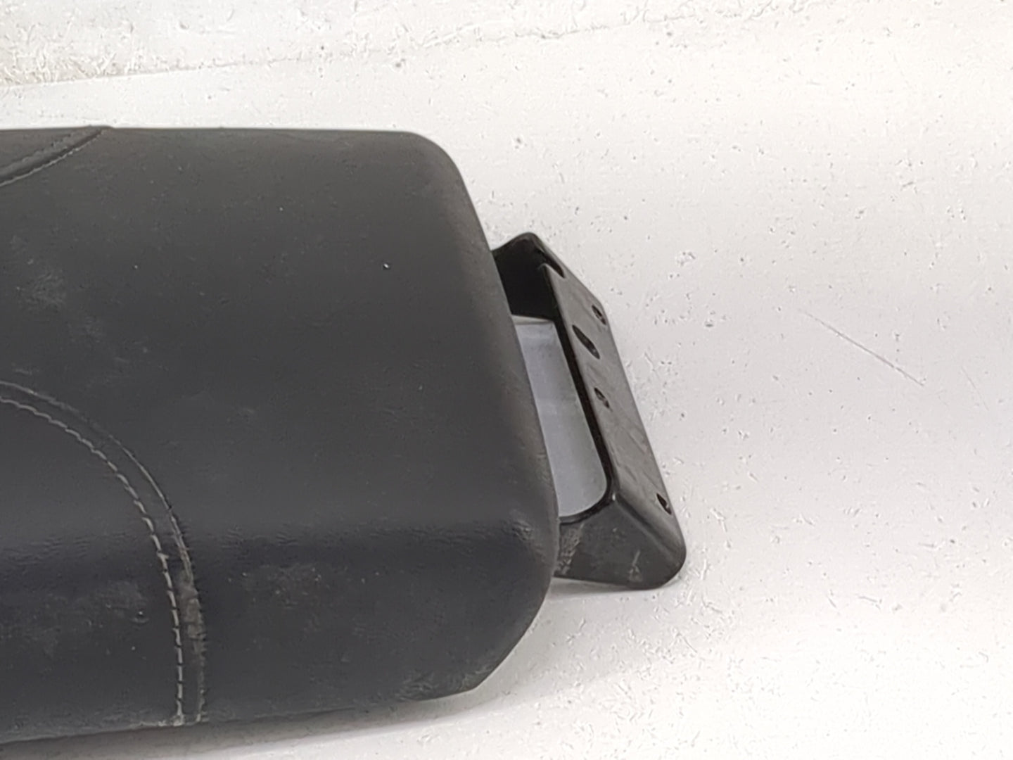 2020 Nissan Rogue Center Console Armrest Cover Lid Fits OEM Used Auto Parts - Oemusedautoparts1.com