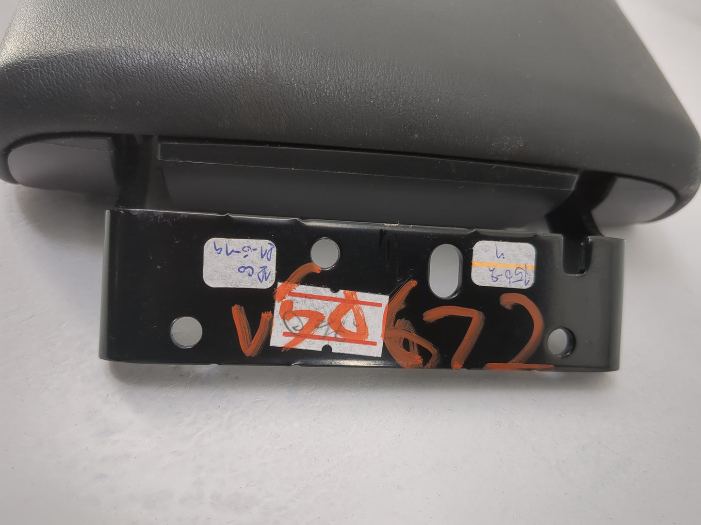 2020 Nissan Rogue Center Console Armrest Cover Lid Fits OEM Used Auto Parts - Oemusedautoparts1.com