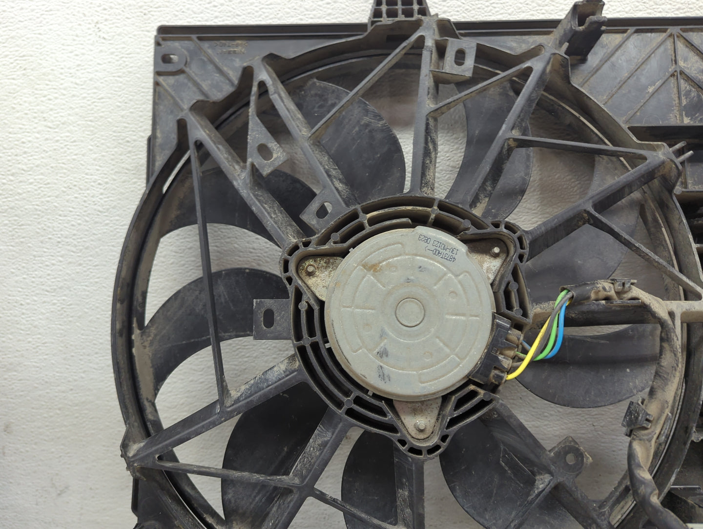 2014-2020 Nissan Rogue Electric Radiator Cooling Fan Motor Assembly Fits Fits 2014 2015 2016 2017 2018 2019 2020 OEM Used Au