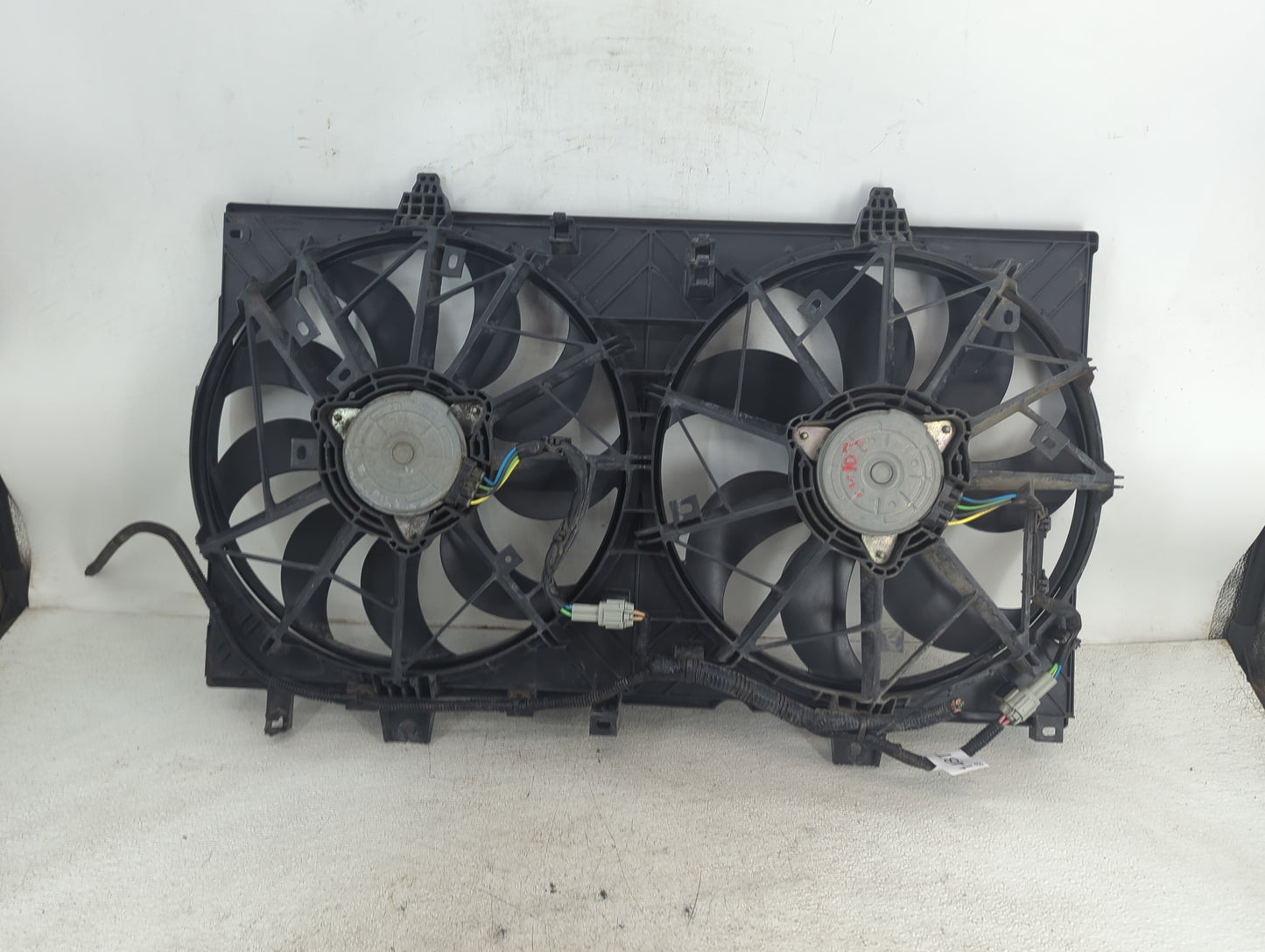 2014-2020 Nissan Rogue Electric Radiator Cooling Fan Motor Assembly Fits Fits 2014 2015 2016 2017 2018 2019 2020 OEM Used Au