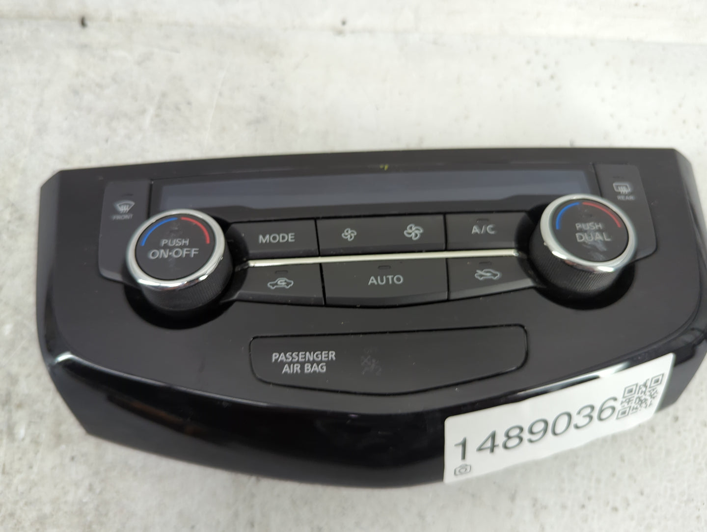 2017-2022 Nissan Rogue Climate Control Module Temperature AC/Heater Replacement P/N:27500 6MA0A T10936C A Fits OEM Used Auto