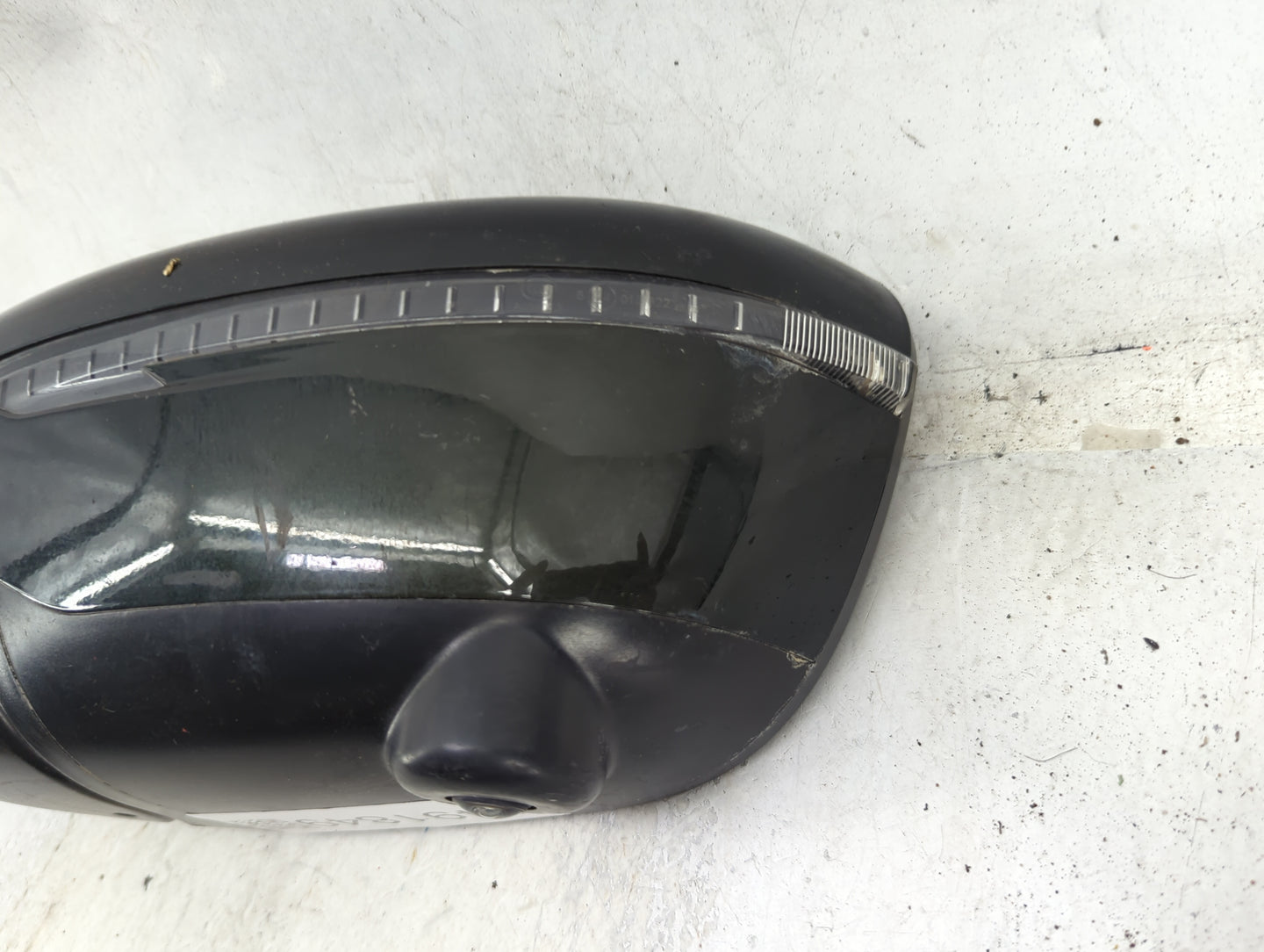 2020 Nissan Rogue Driver Side View Mirror - Left Door Mirror OEM Used - Oemusedautoparts1.com