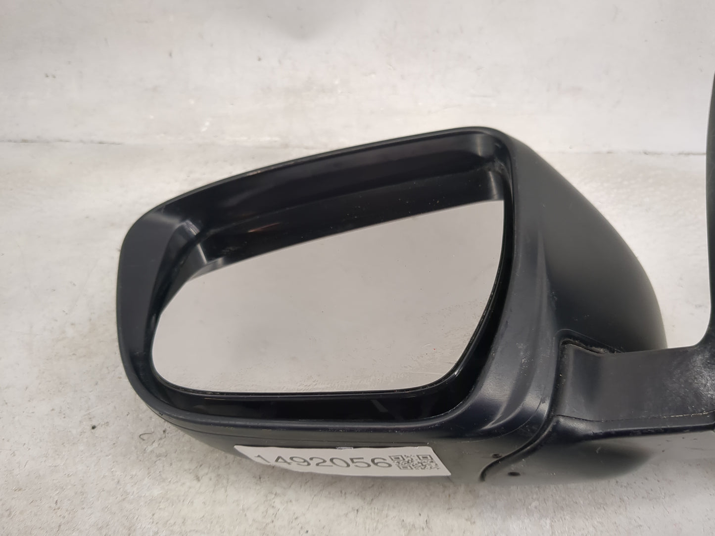 2017-2020 Nissan Rogue Driver Side View Mirror - Left Door Mirror OEM Used - Oemusedautoparts1.com