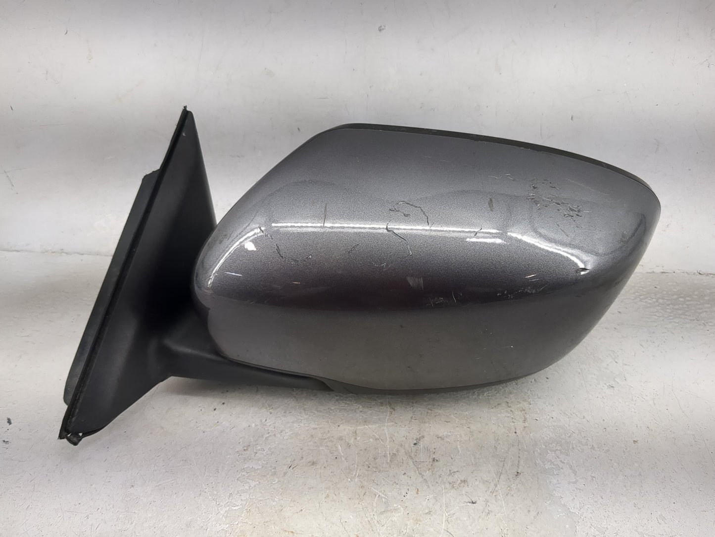 2016-2020 Nissan Rogue Driver Side View Mirror - Left Door Mirror OEM Used - Oemusedautoparts1.com