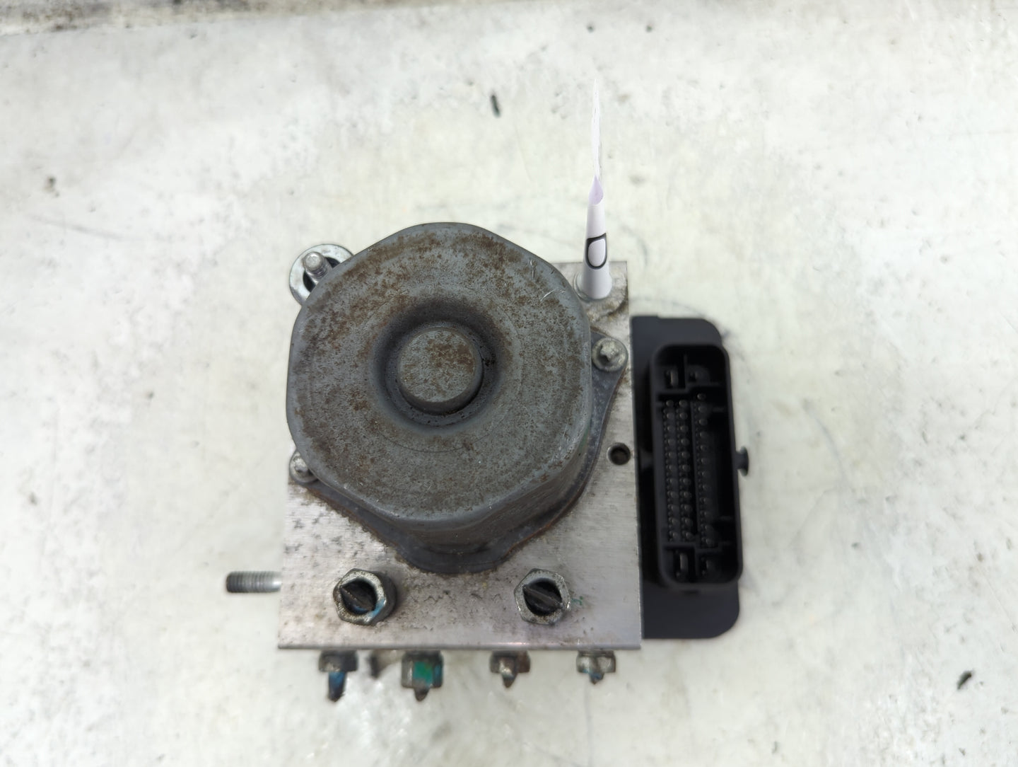 2019-2020 Nissan Rogue ABS Pump Control Module Replacement P/N:0265240811 0265950993 Fits Fits 2019 2020 OEM Used Auto Parts