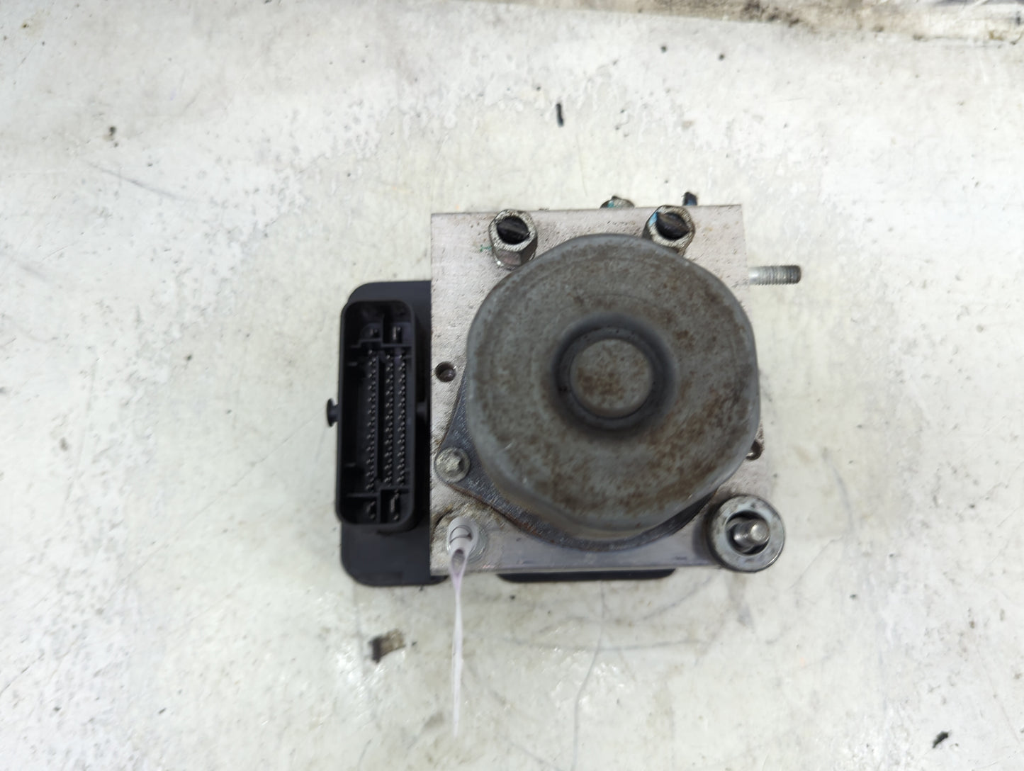 2019-2020 Nissan Rogue ABS Pump Control Module Replacement P/N:0265240811 0265950993 Fits Fits 2019 2020 OEM Used Auto Parts