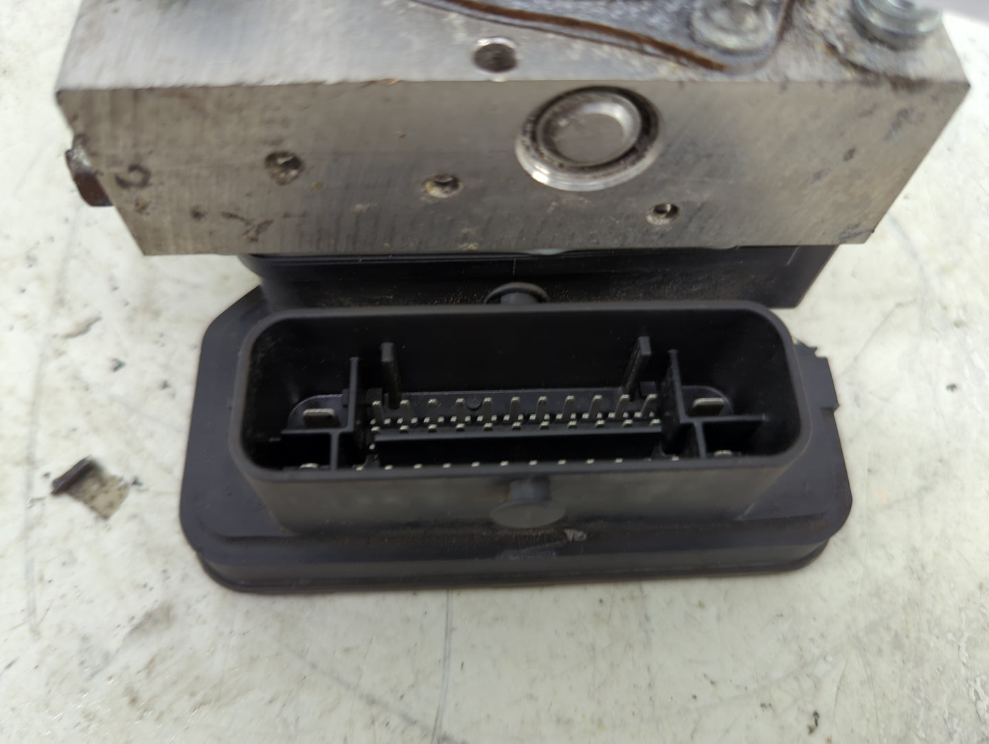2019-2020 Nissan Rogue ABS Pump Control Module Replacement P/N:0265240811 0265950993 Fits Fits 2019 2020 OEM Used Auto Parts