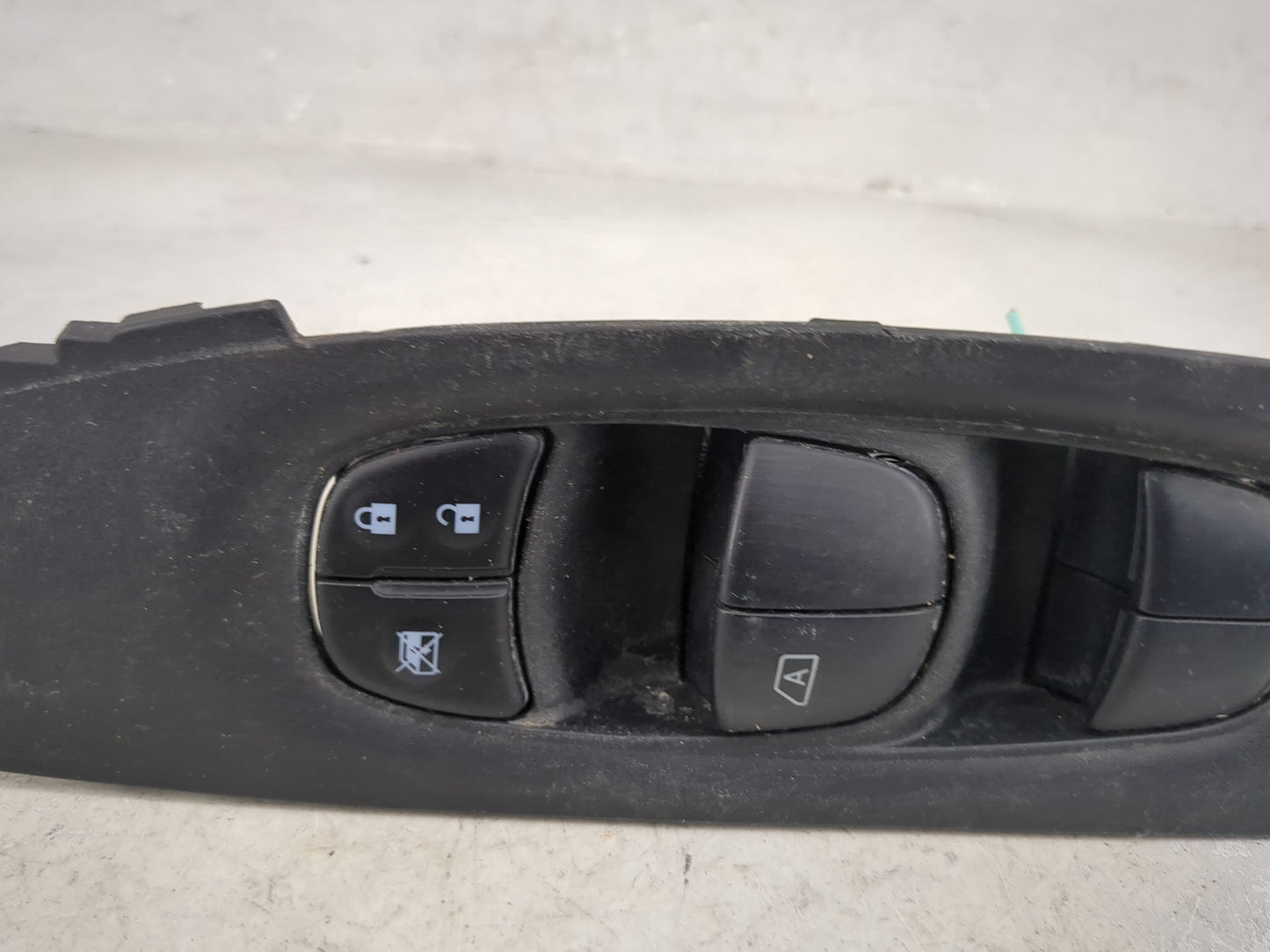 2014-2020 Nissan Rogue Master Power Window Switch Replacement Driver Side Left P/N:25401 4BA5A Fits OEM Used Auto Parts - Oe