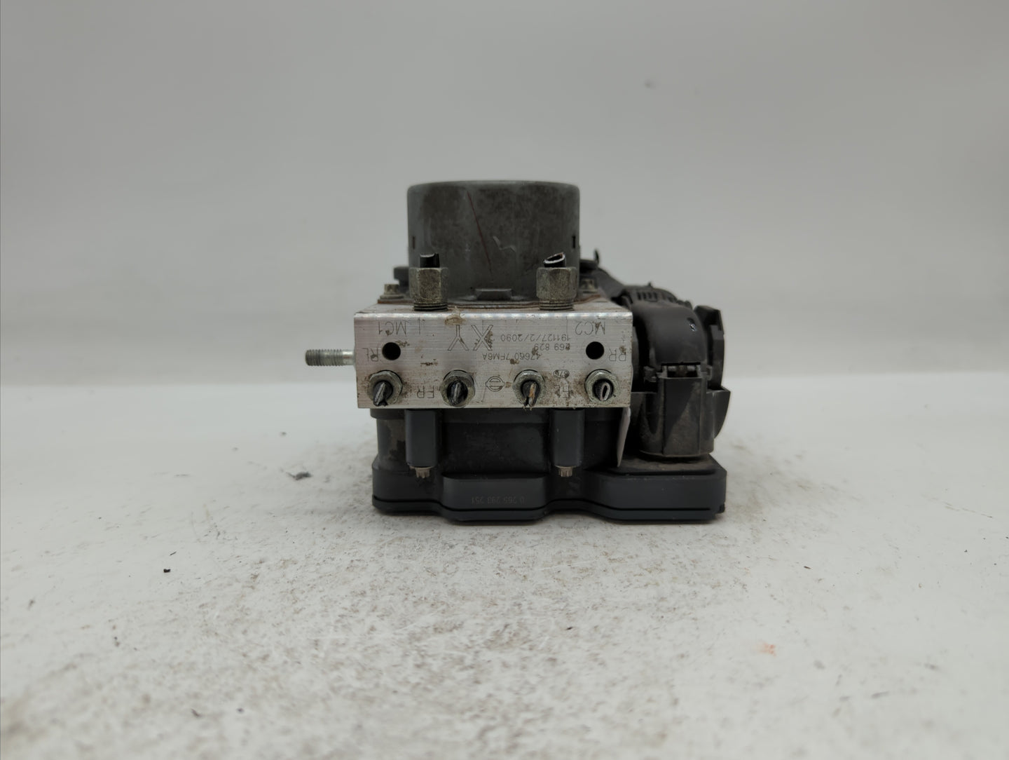 2019 Nissan Rogue ABS Pump Control Module Replacement P/N:47660 7FM6A Fits OEM Used Auto Parts - Oemusedautoparts1.com