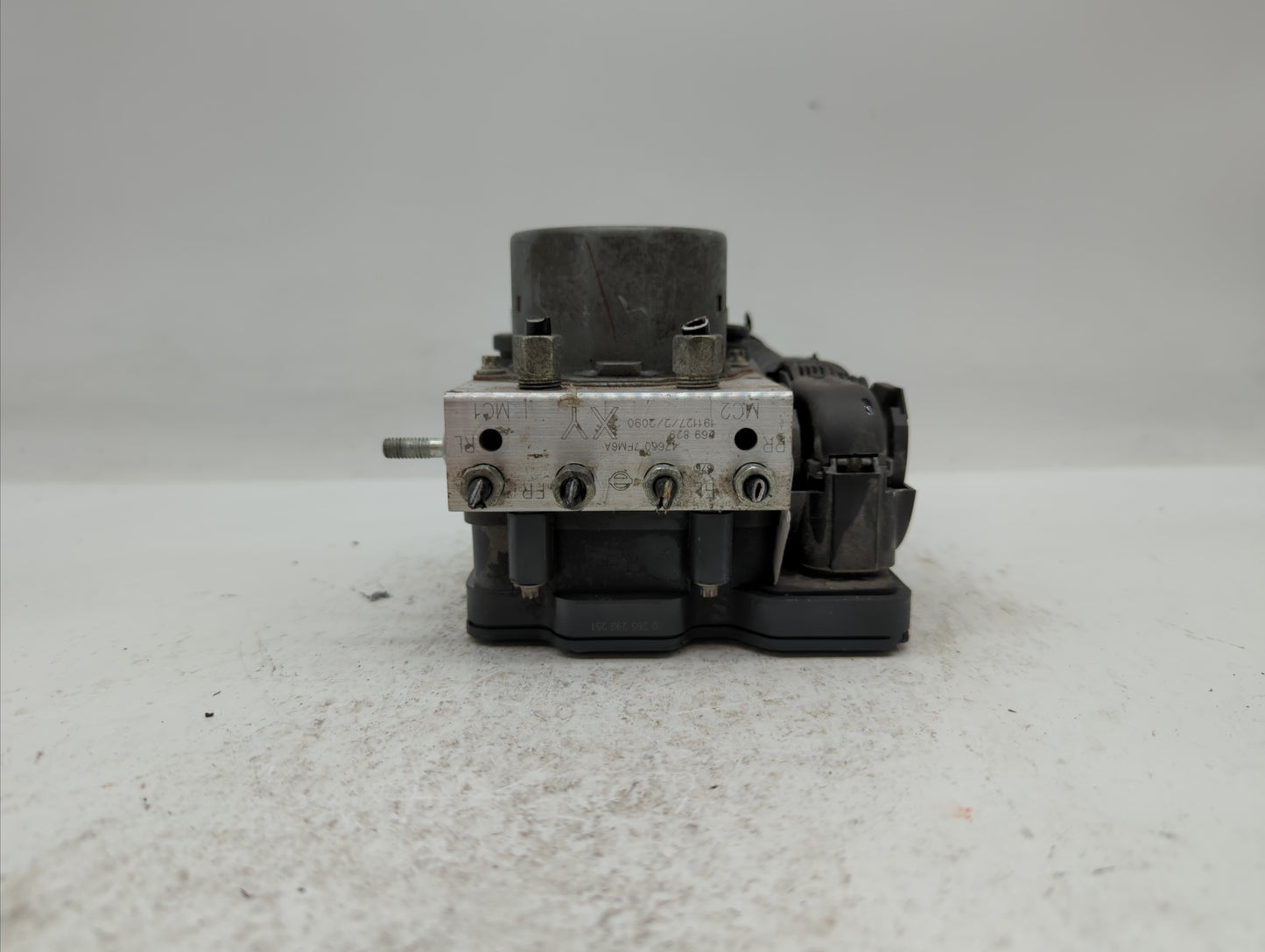2019 Nissan Rogue ABS Pump Control Module Replacement P/N:47660 7FM6A Fits OEM Used Auto Parts - Oemusedautoparts1.com