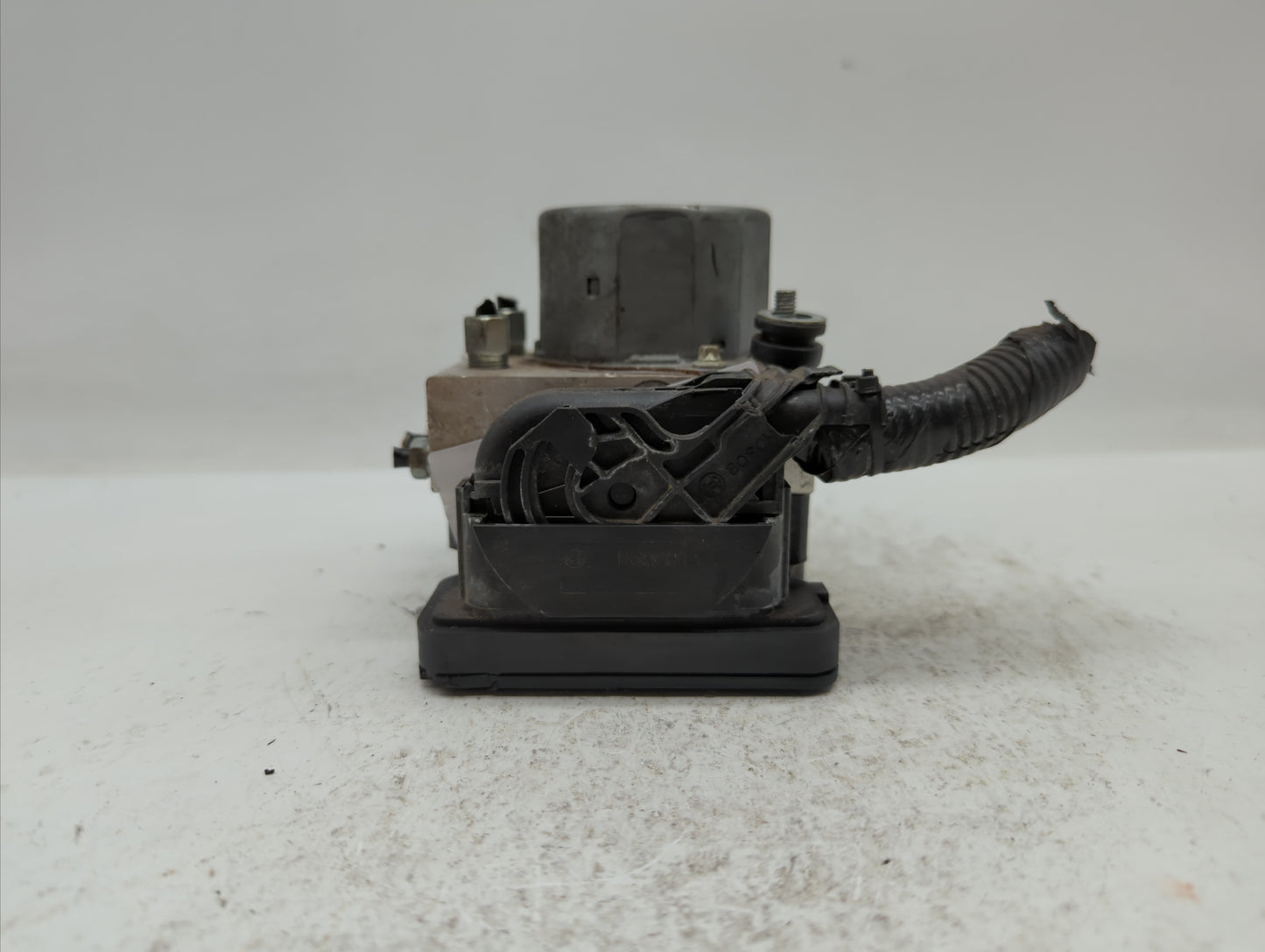 2019 Nissan Rogue ABS Pump Control Module Replacement P/N:47660 7FM6A Fits OEM Used Auto Parts - Oemusedautoparts1.com