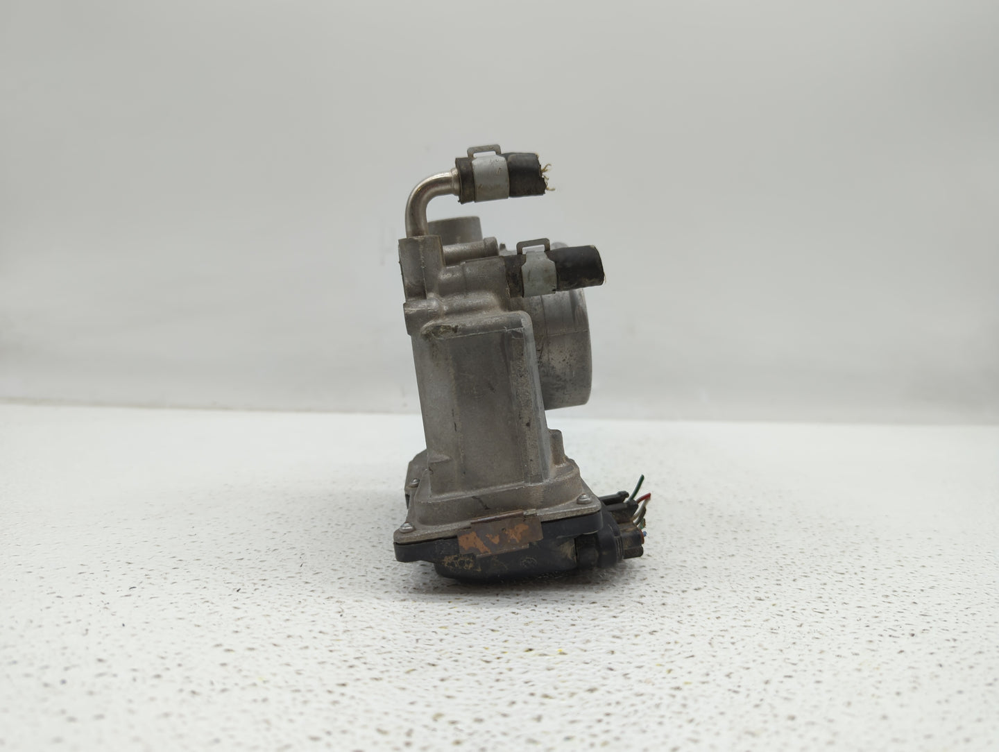 2014-2019 Nissan Rogue Throttle Body P/N:3TA60-01 C 3TA60-01 B, 3TA60-01 A Fits Fits 2013 2014 2015 2016 2017 2018 2019 OEM 