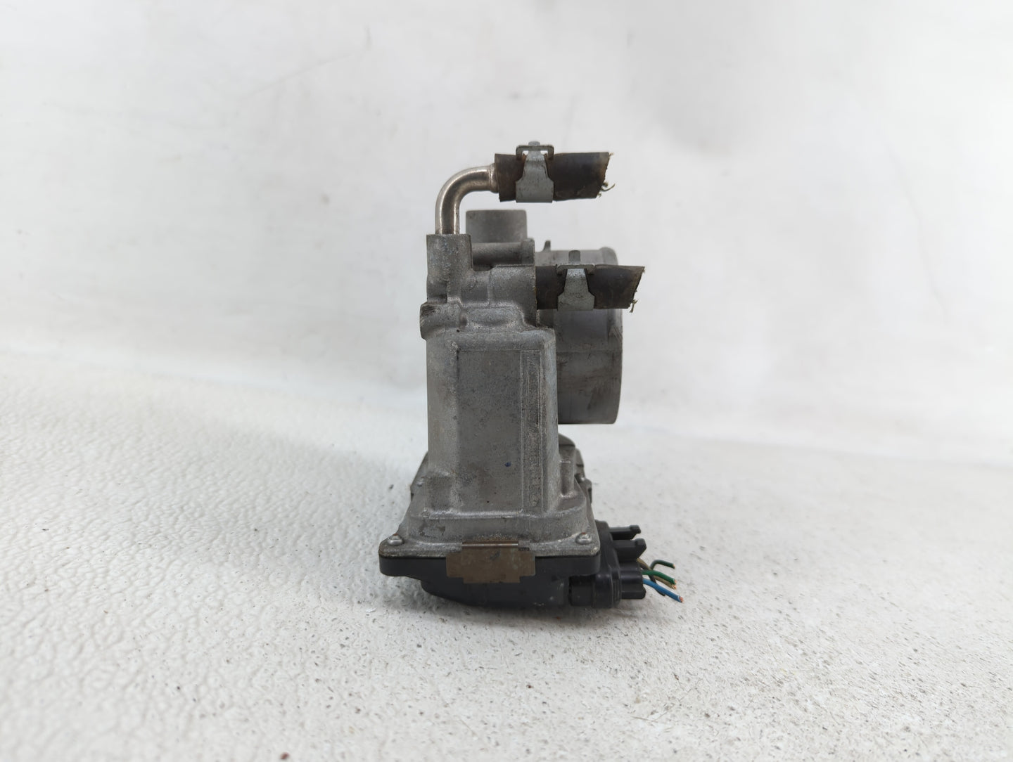 2014-2019 Nissan Rogue Throttle Body P/N:3TA60-01 C 3TA60-01 B, 3TA60-01 A Fits Fits 2013 2014 2015 2016 2017 2018 2019 OEM 
