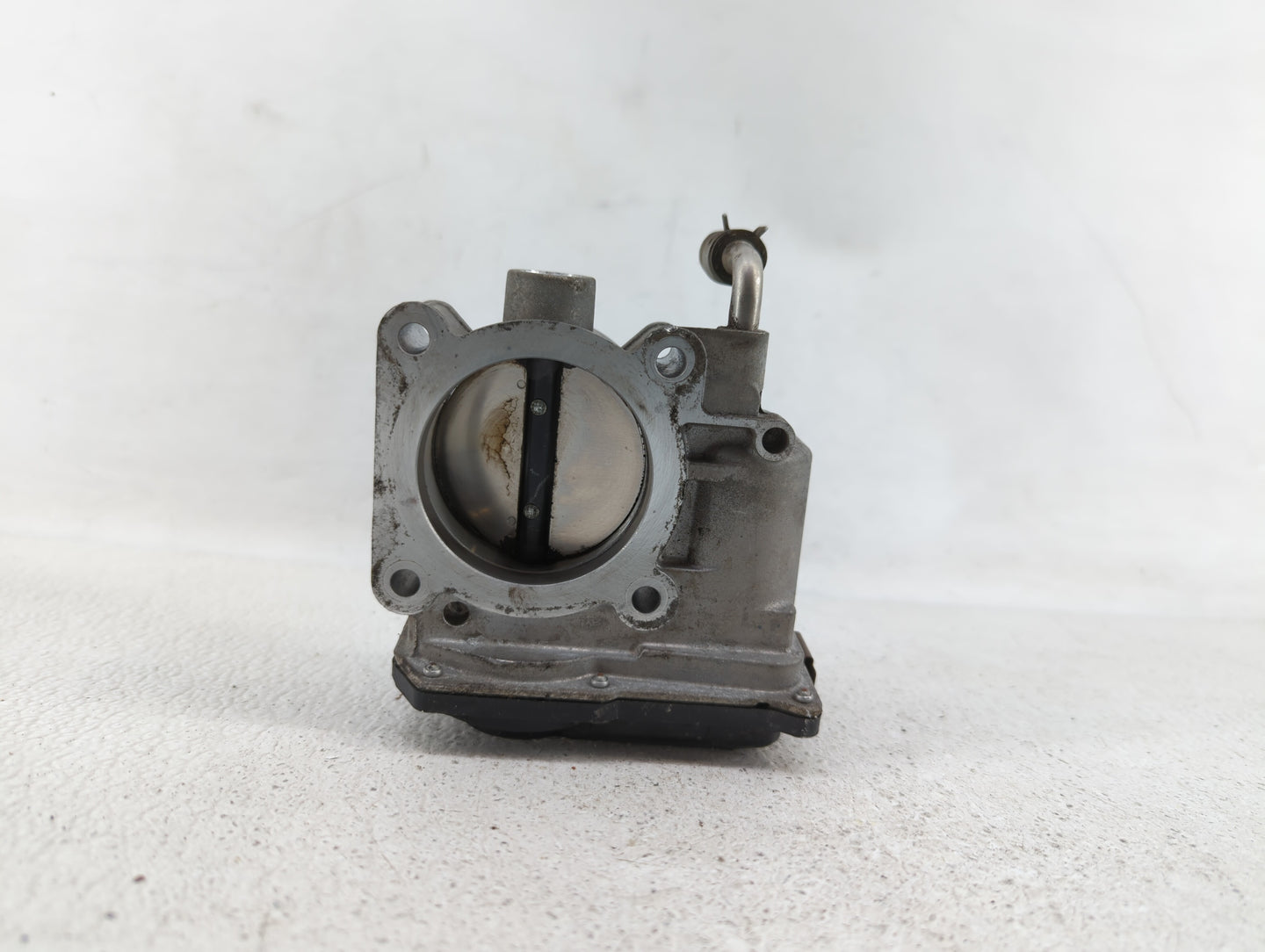2014-2019 Nissan Rogue Throttle Body P/N:3TA60-01 C 3TA60-01 B, 3TA60-01 A Fits Fits 2013 2014 2015 2016 2017 2018 2019 OEM 