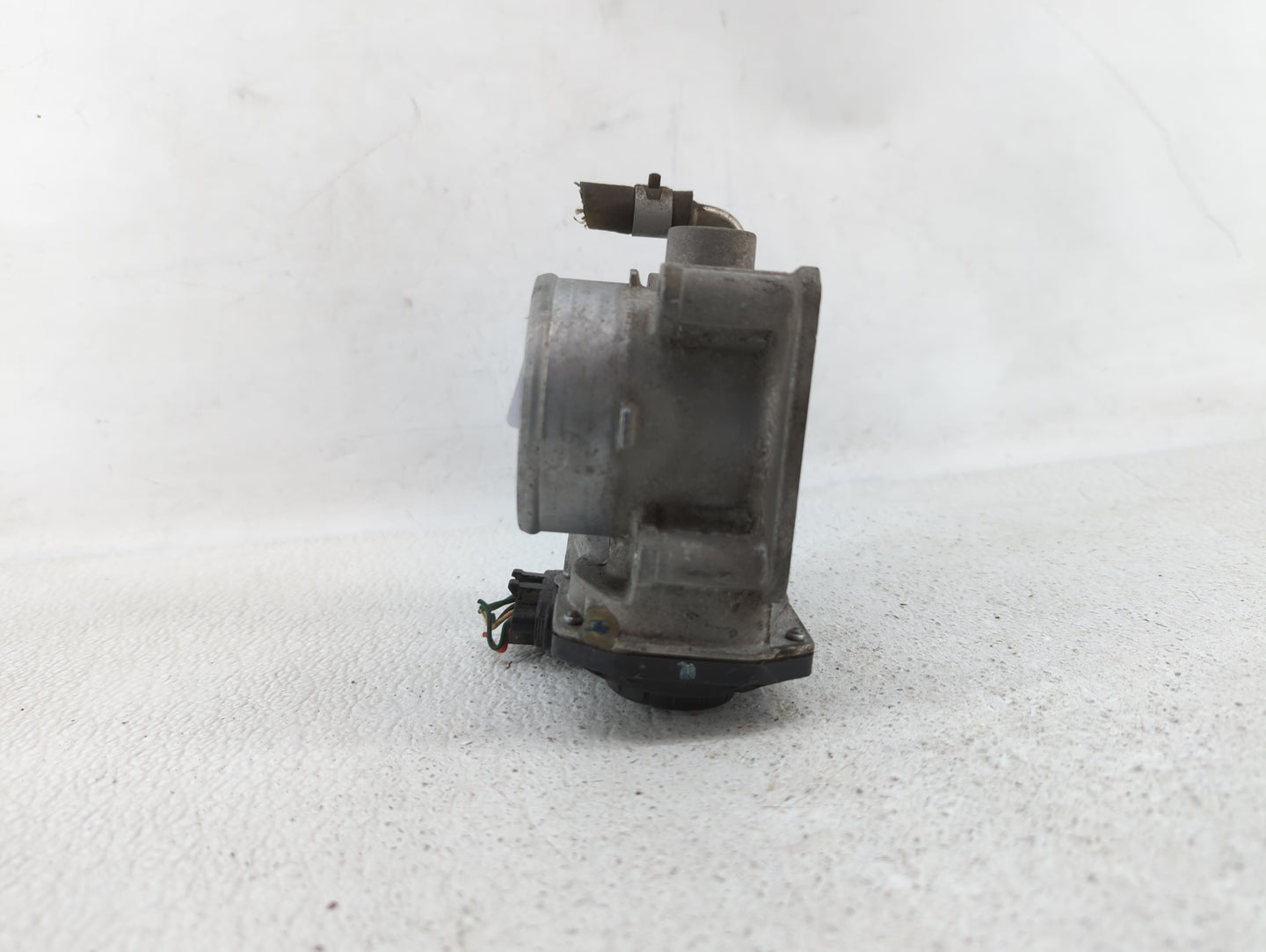 2014-2019 Nissan Rogue Throttle Body P/N:3TA60-01 C 3TA60-01 B, 3TA60-01 A Fits Fits 2013 2014 2015 2016 2017 2018 2019 OEM 