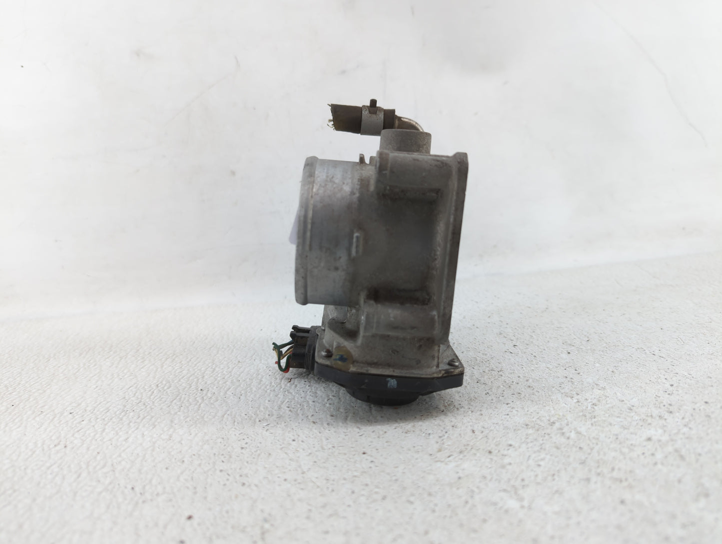 2014-2019 Nissan Rogue Throttle Body P/N:3TA60-01 C 3TA60-01 B, 3TA60-01 A Fits Fits 2013 2014 2015 2016 2017 2018 2019 OEM 