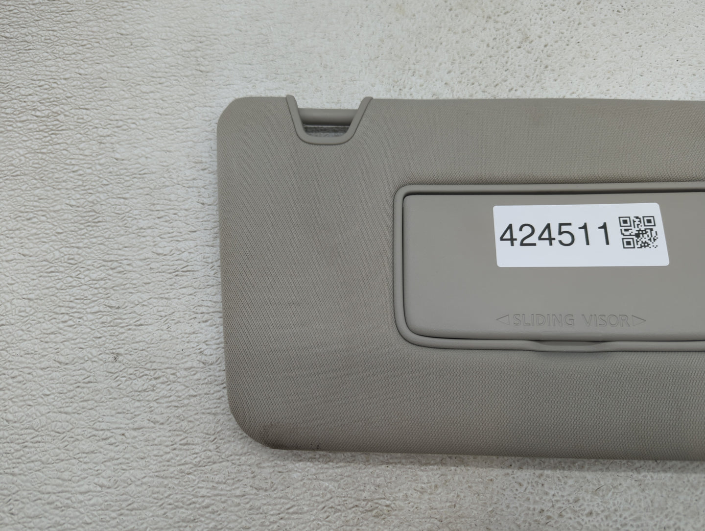 2018-2020 Nissan Rogue Sun Visor Shade Replacement Passenger Right Mirror Fits Fits 2018 2019 2020 OEM Used Auto Parts - Oem
