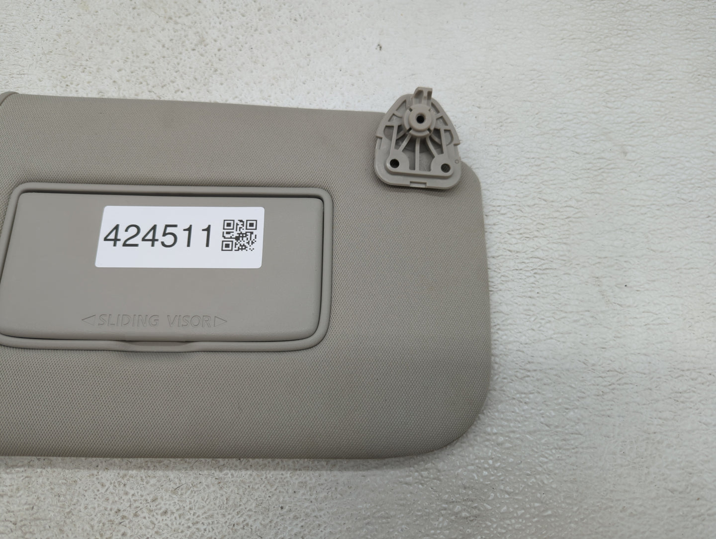 2018-2020 Nissan Rogue Sun Visor Shade Replacement Passenger Right Mirror Fits Fits 2018 2019 2020 OEM Used Auto Parts - Oem