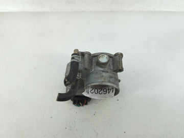 2014-2020 Nissan Rogue Throttle Body P/N:3TA60-01 C 3TA60-01 B, 3TA60-01 A Fits Fits 2013 2014 2015 2016 2017 2018 2019 2020 OEM Used Auto Parts