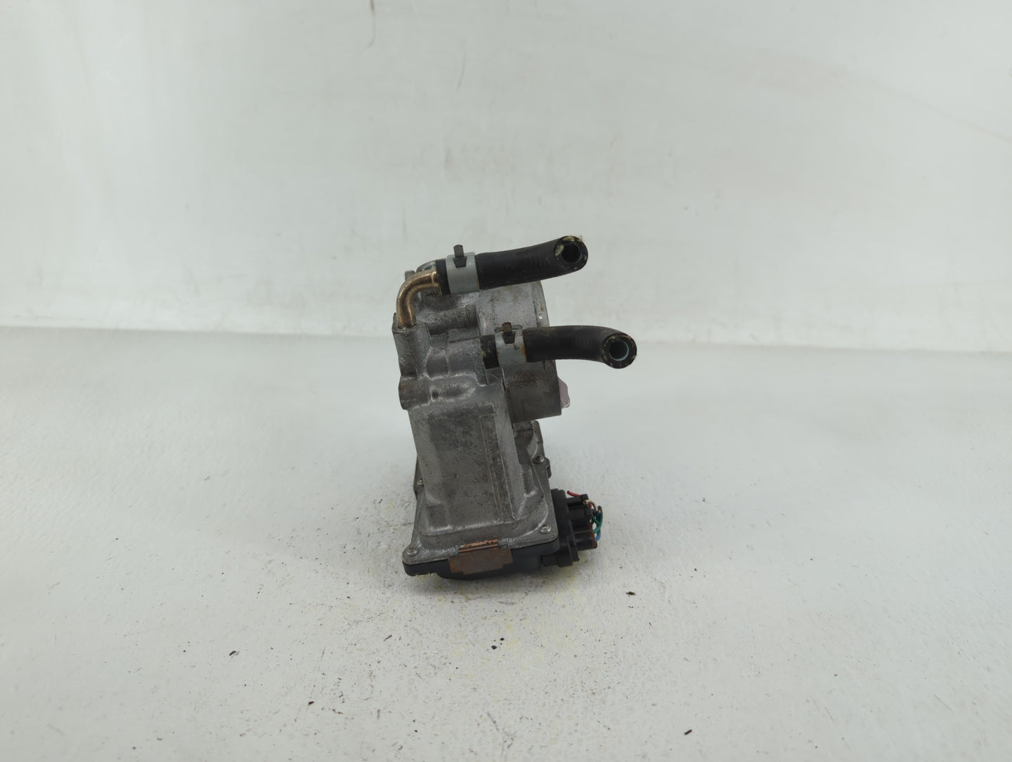 2014-2020 Nissan Rogue Throttle Body P/N:3TA60-01 C 3TA60-01 B, 3TA60-01 A Fits Fits 2013 2014 2015 2016 2017 2018 2019 2020