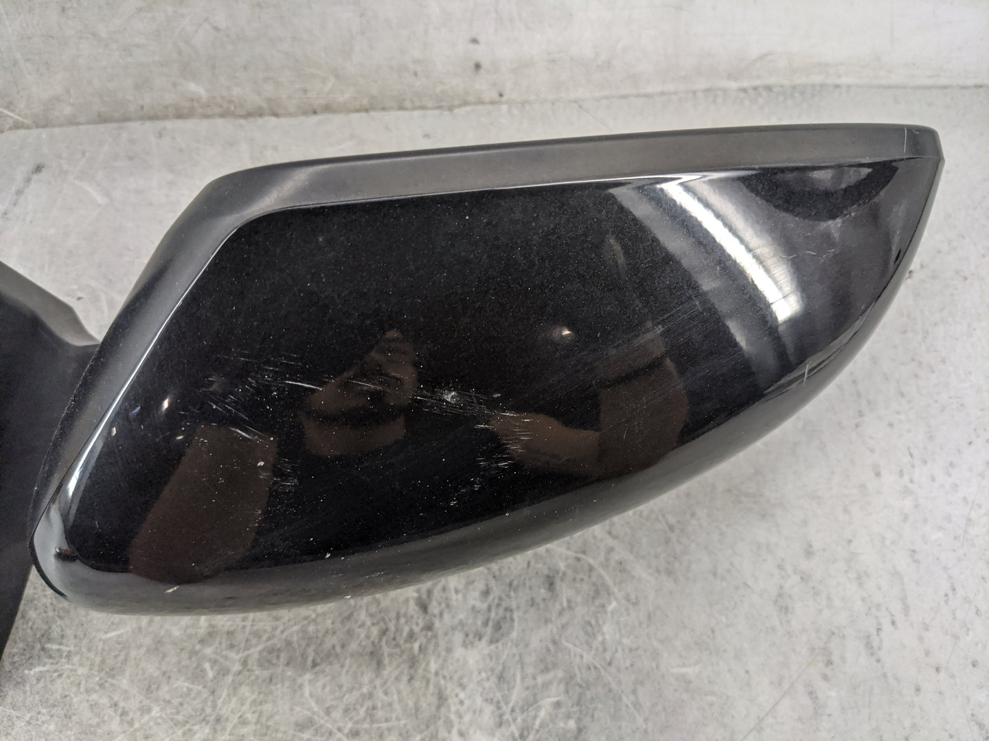 2017-2020 Nissan Rogue Driver Side View Mirror - Left Door Mirror OEM Used - Oemusedautoparts1.com