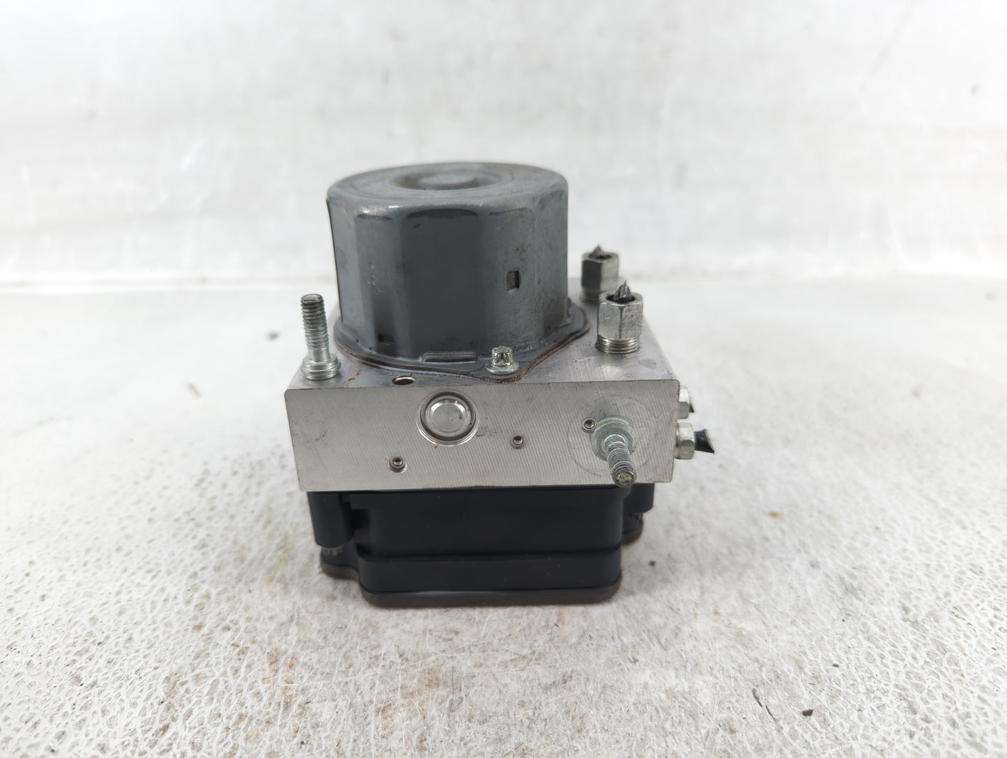 2019-2020 Nissan Rogue ABS Pump Control Module Replacement P/N:47660 7FM1A Fits Fits 2019 2020 OEM Used Auto Parts - Oemused