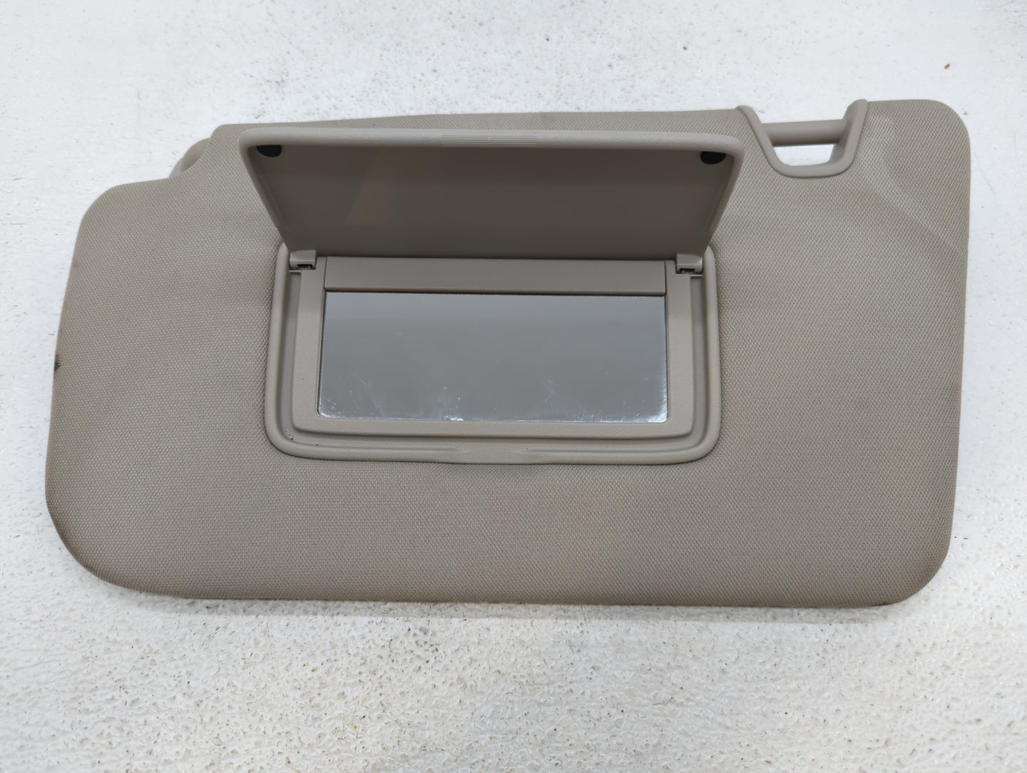 2018-2020 Nissan Rogue Sun Visor Shade Replacement Driver Left Mirror Fits Fits 2018 2019 2020 OEM Used Auto Parts - Oemused