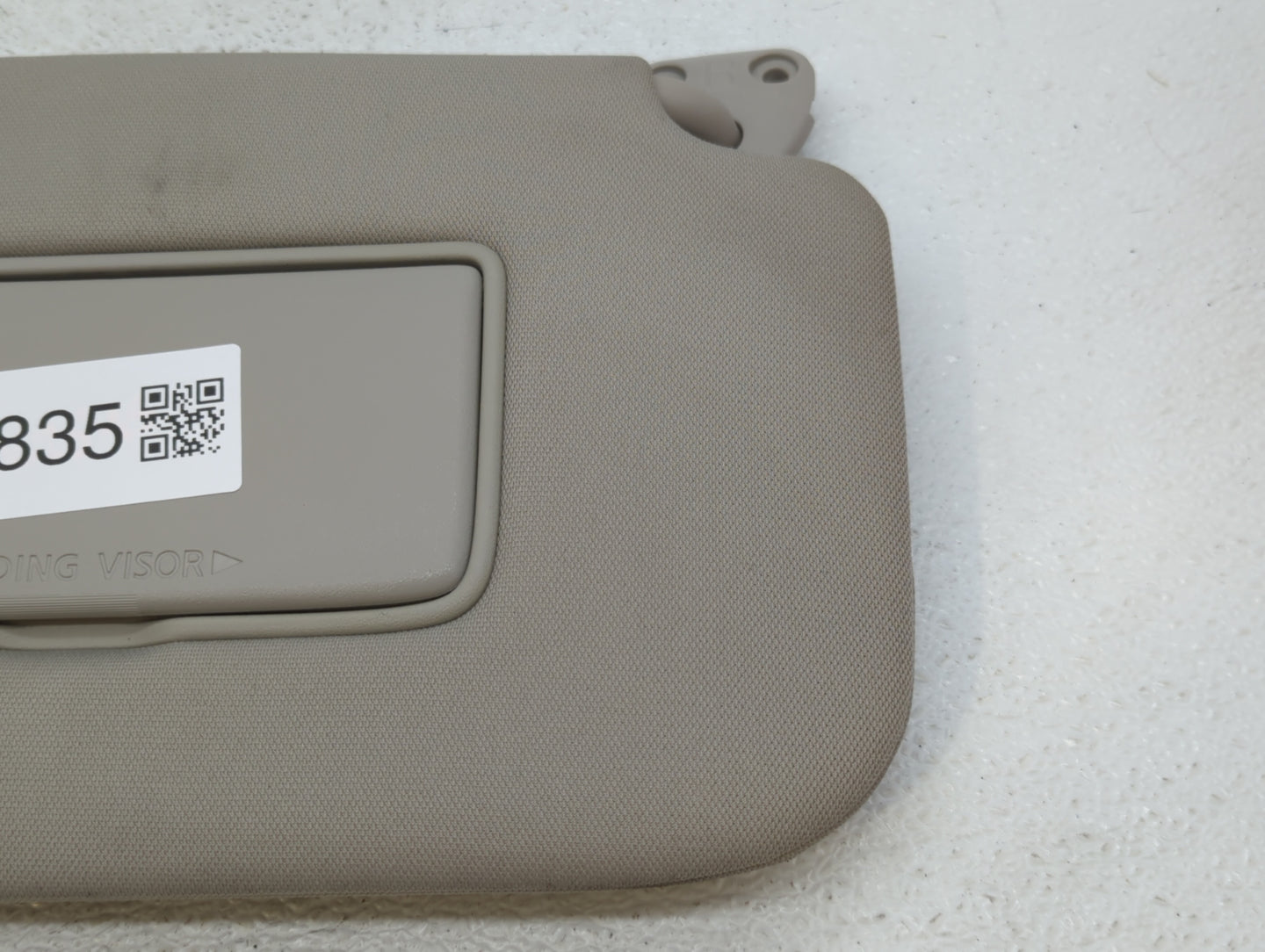 2018-2020 Nissan Rogue Sun Visor Shade Replacement Passenger Right Mirror Fits Fits 2018 2019 2020 OEM Used Auto Parts - Oem
