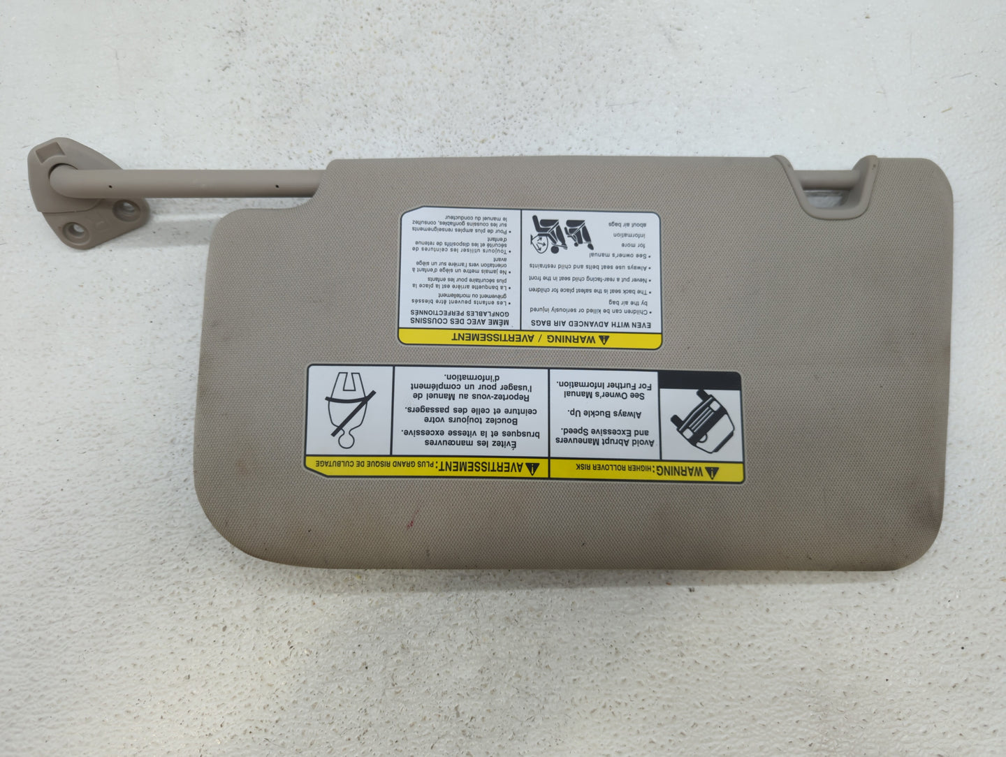 2018-2020 Nissan Rogue Sun Visor Shade Replacement Passenger Right Mirror Fits Fits 2018 2019 2020 OEM Used Auto Parts - Oem