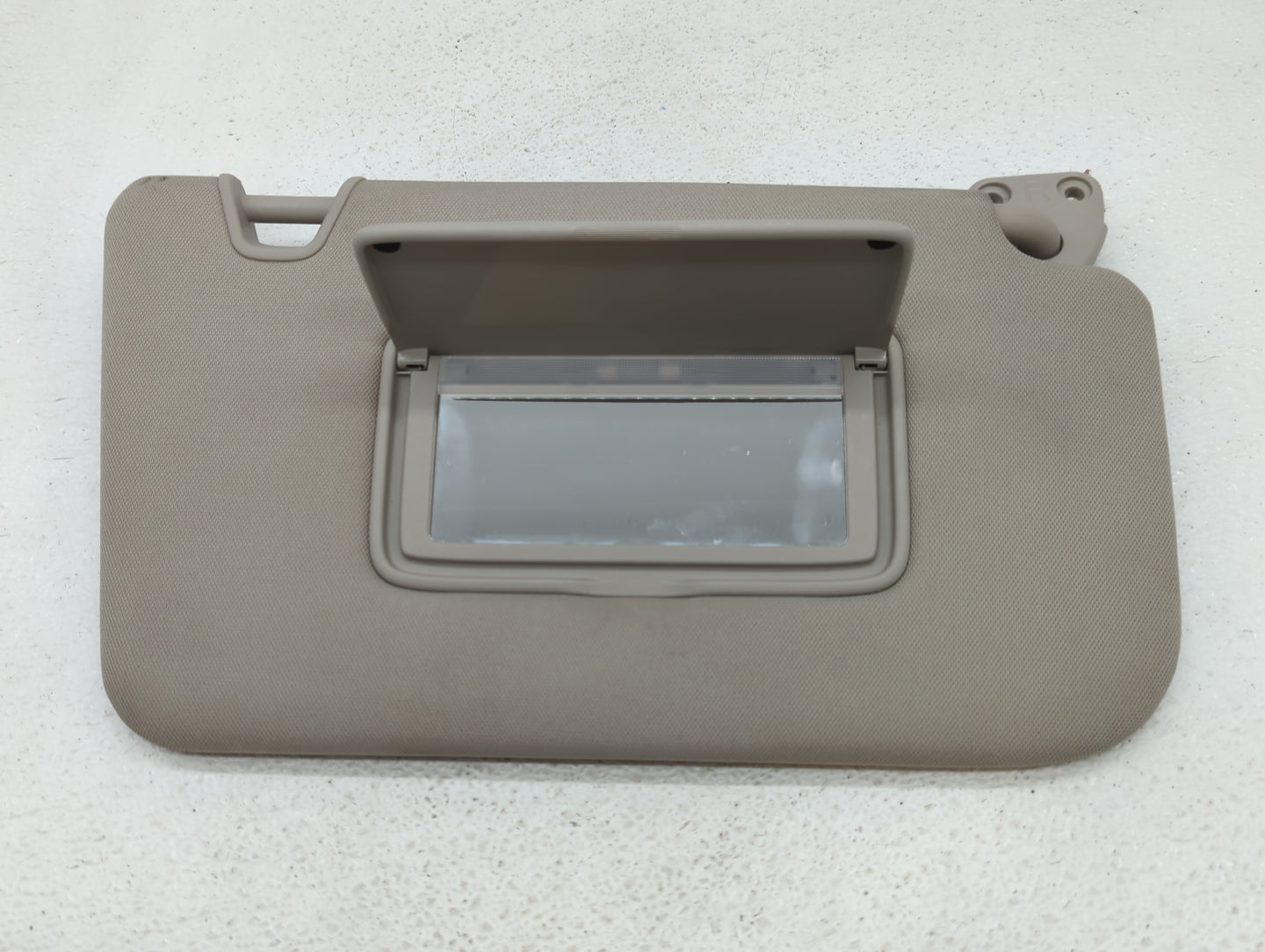 2018-2020 Nissan Rogue Sun Visor Shade Replacement Passenger Right Mirror Fits Fits 2018 2019 2020 OEM Used Auto Parts - Oem