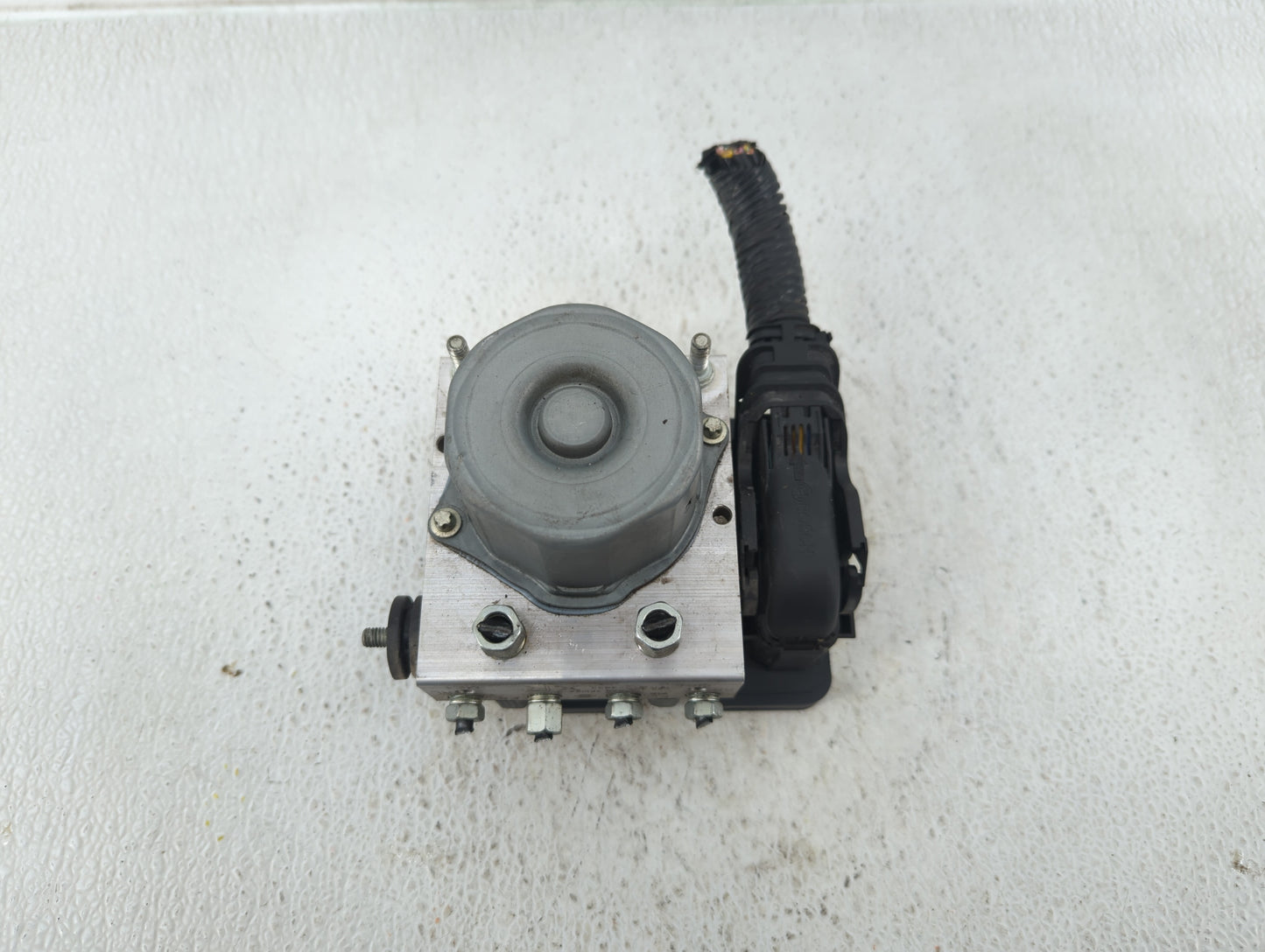 2019-2020 Nissan Rogue ABS Pump Control Module Replacement P/N:47660 7FM5A Fits Fits 2019 2020 OEM Used Auto Parts - Oemused