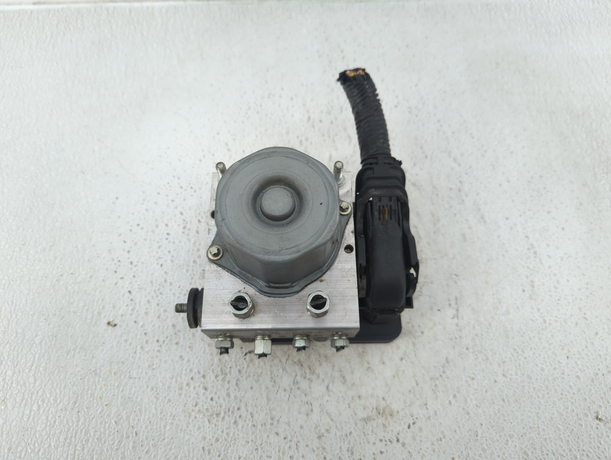 2019-2020 Nissan Rogue Anti-Lock Brake ABS Pump Module Actuator OEM P/N:47660 7FM5A Fits Fits 2019 2020 OEM Used Auto Parts 