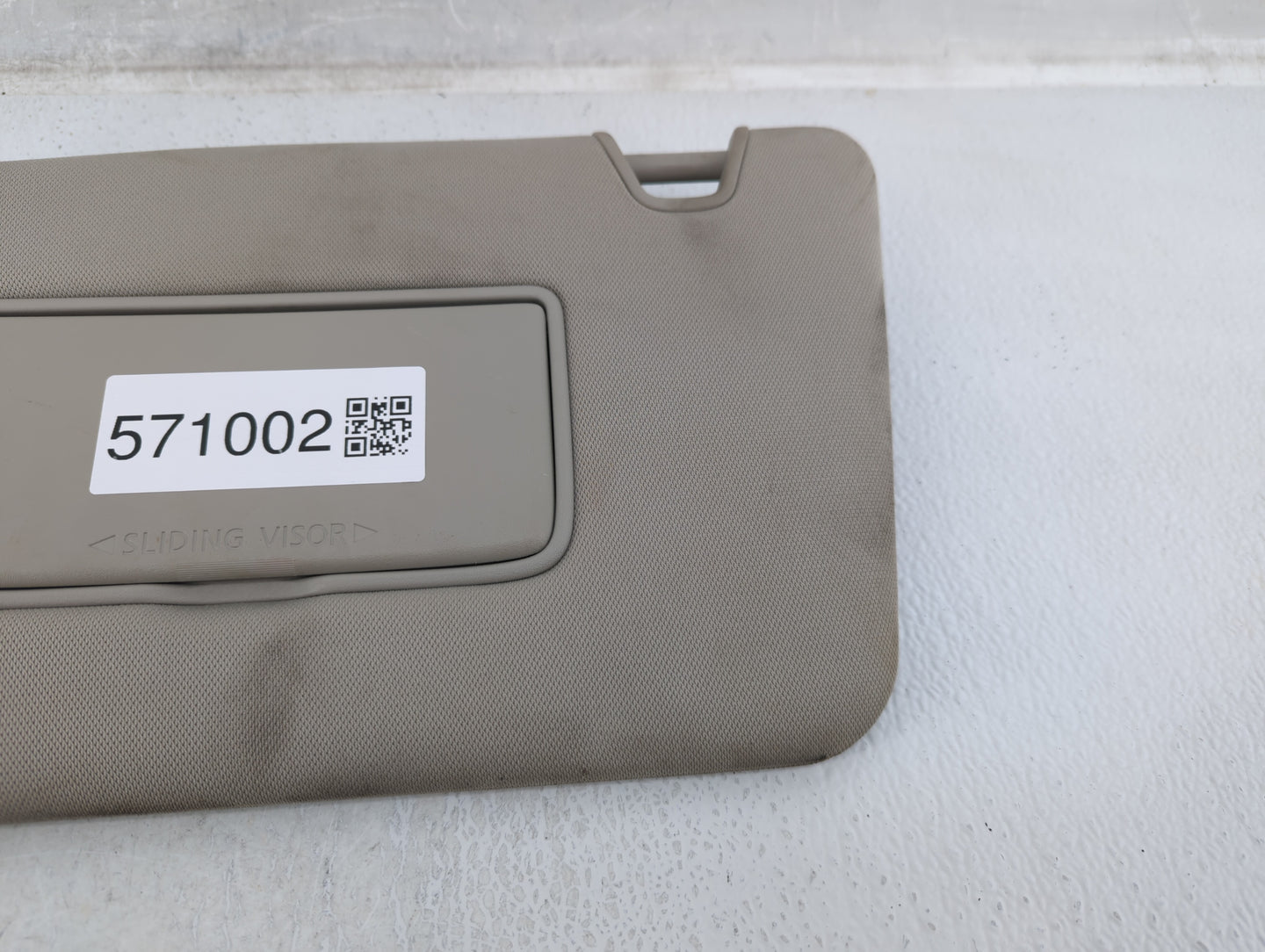 2018-2020 Nissan Rogue Sun Visor Shade Replacement Driver Left Mirror Fits Fits 2018 2019 2020 OEM Used Auto Parts - Oemused