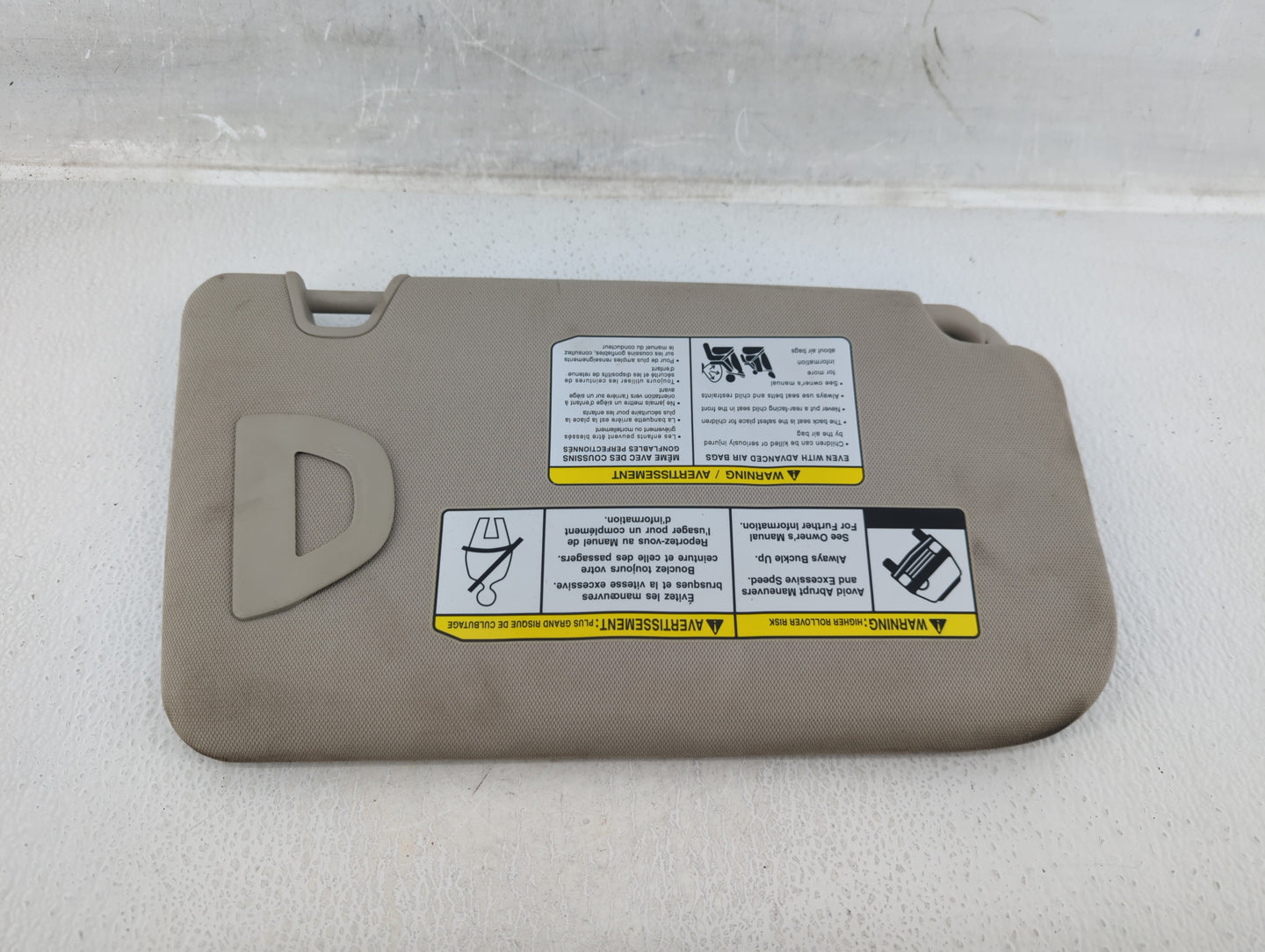 2018-2020 Nissan Rogue Sun Visor Shade Replacement Driver Left Mirror Fits Fits 2018 2019 2020 OEM Used Auto Parts - Oemused
